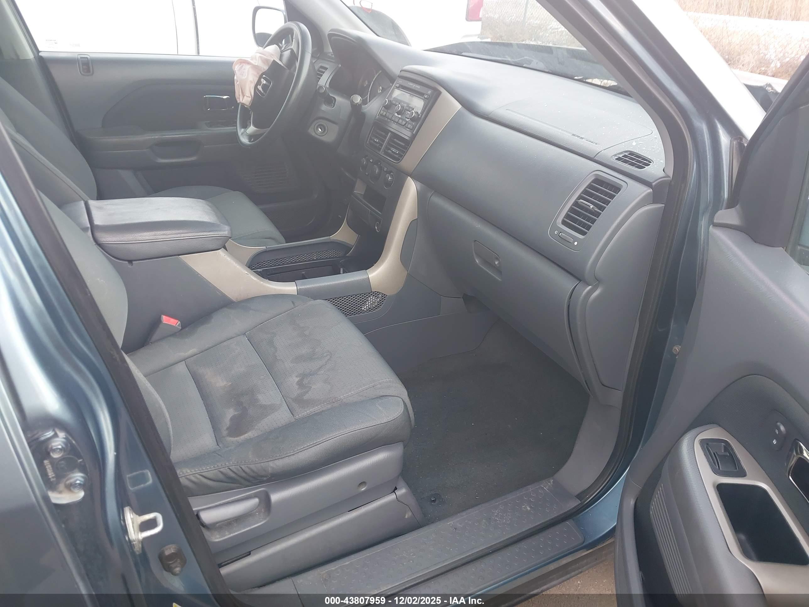 HONDA PILOT image 5