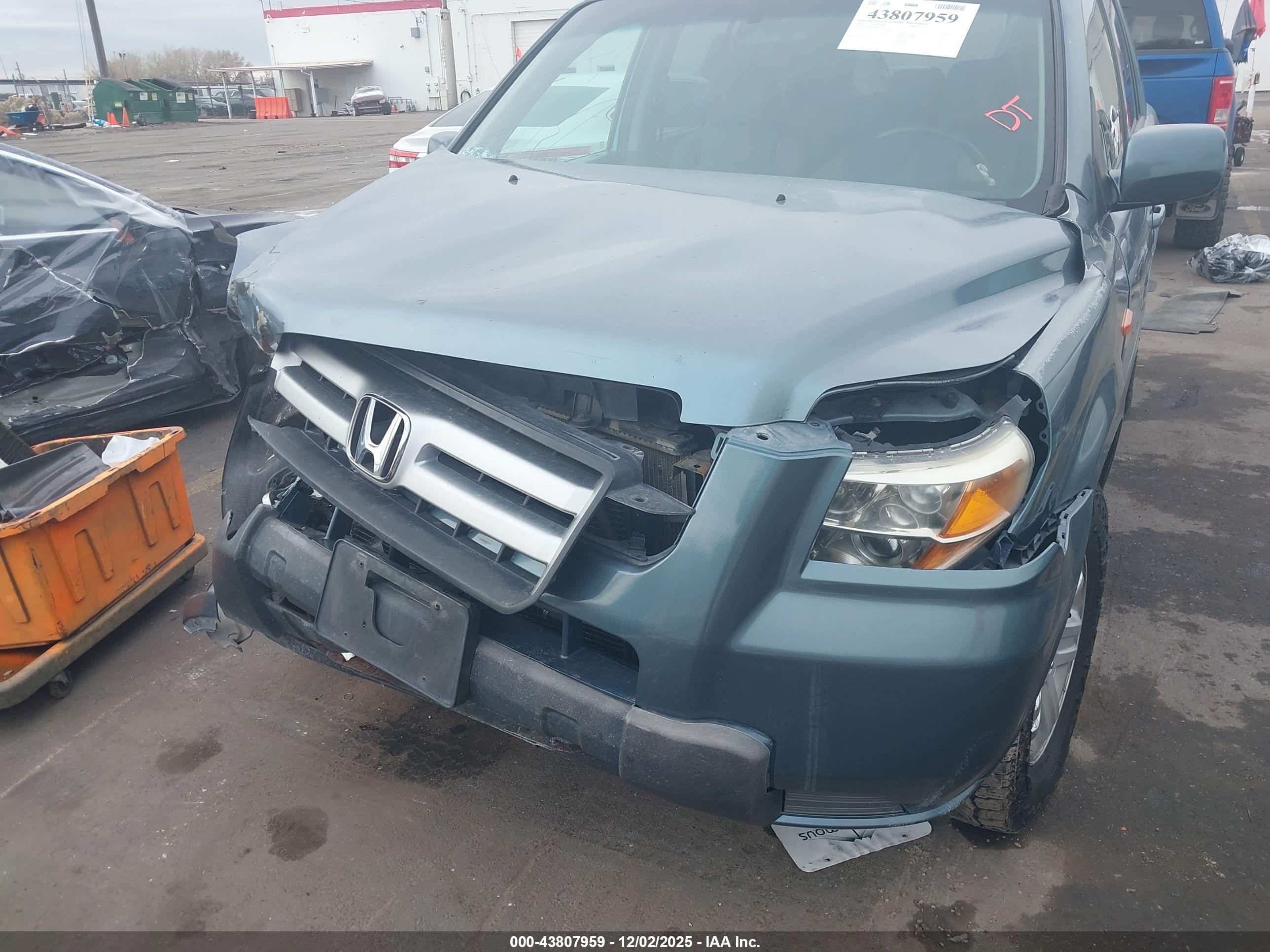 HONDA PILOT image 6