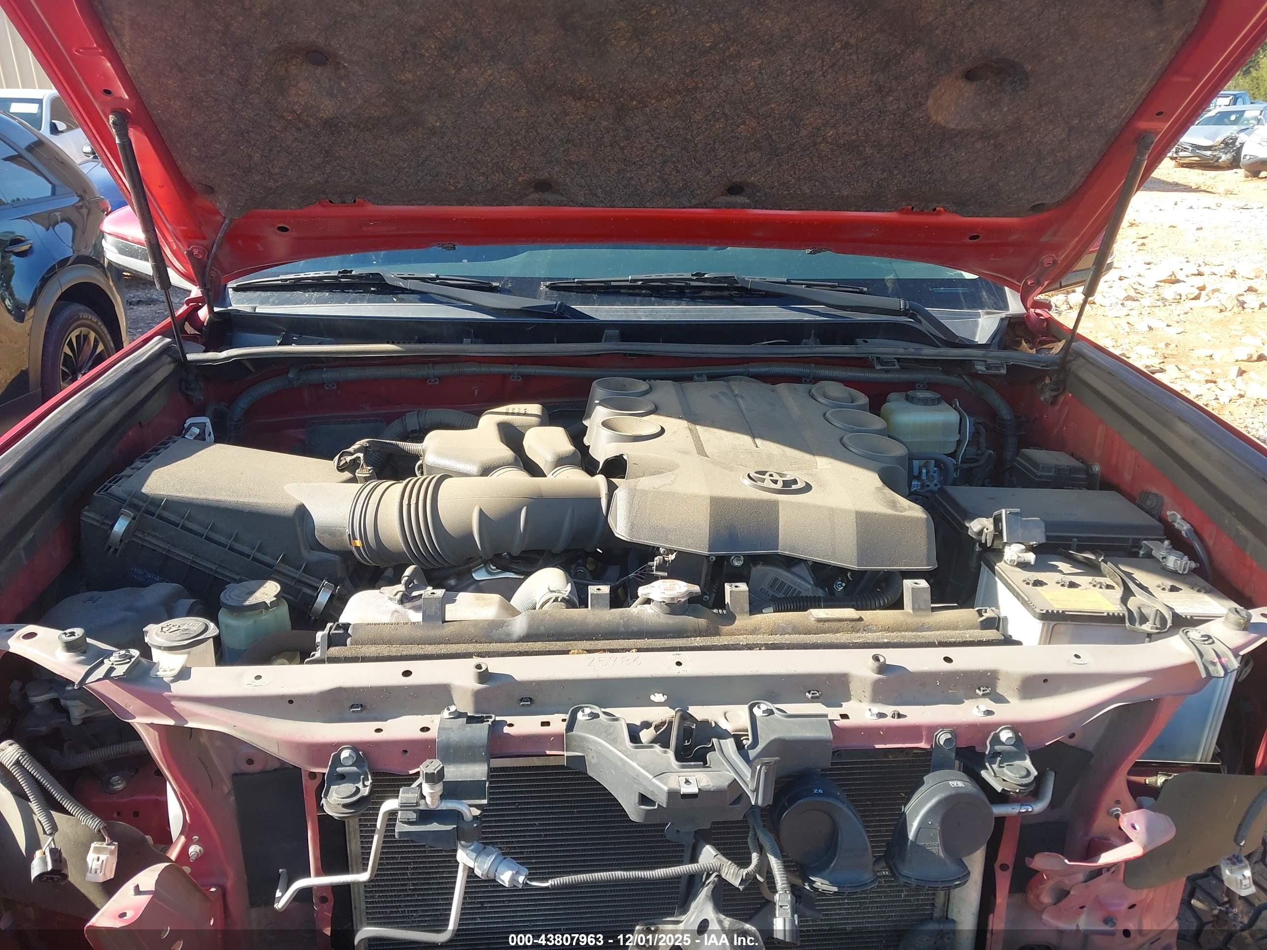 TOYOTA 4RUNNER image 10