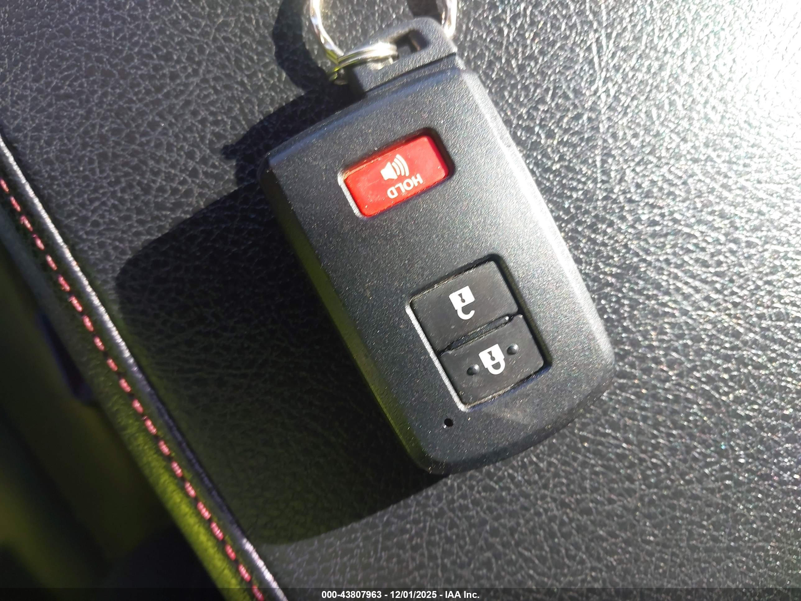 TOYOTA 4RUNNER image 11
