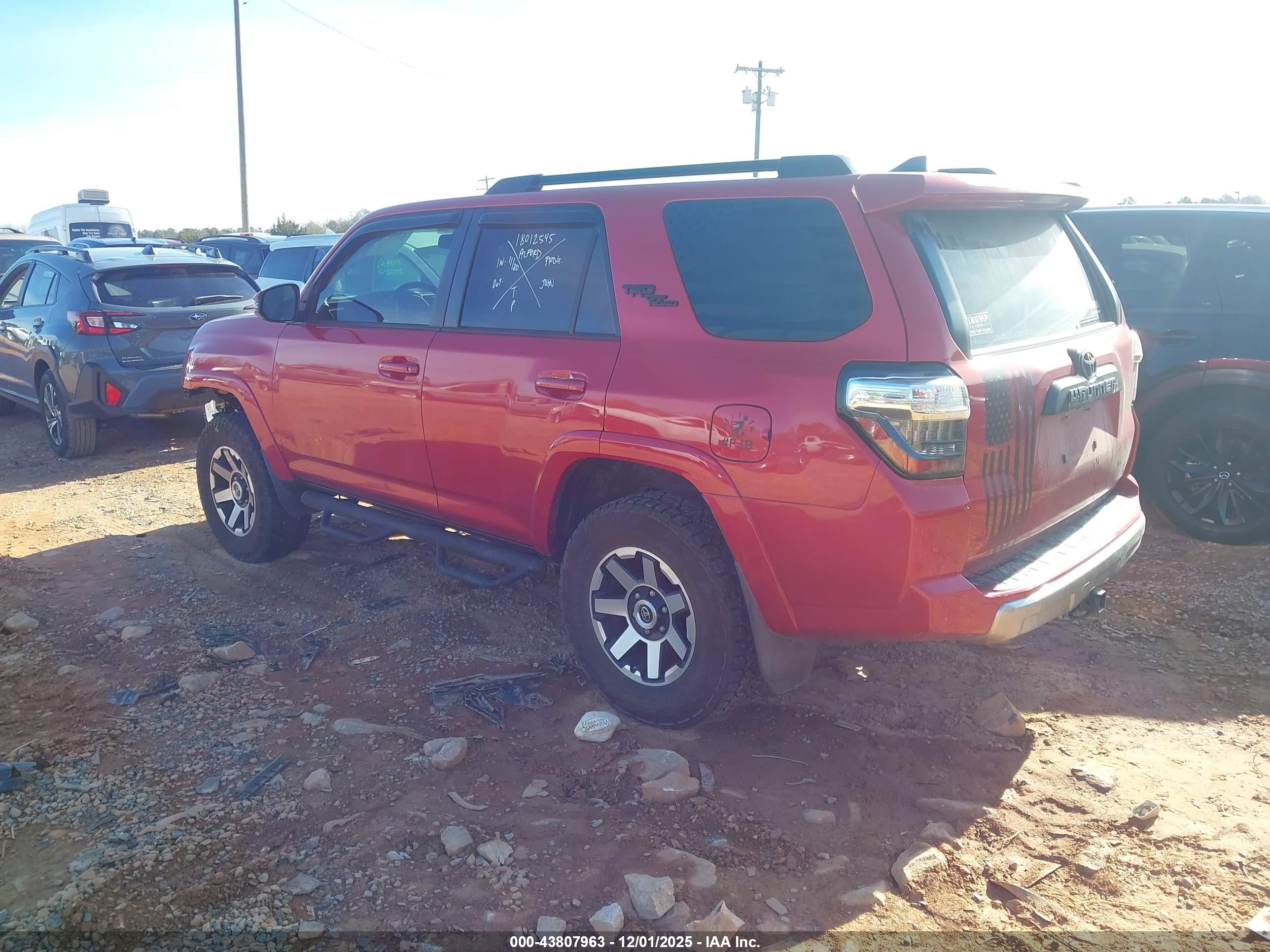 TOYOTA 4RUNNER image 3