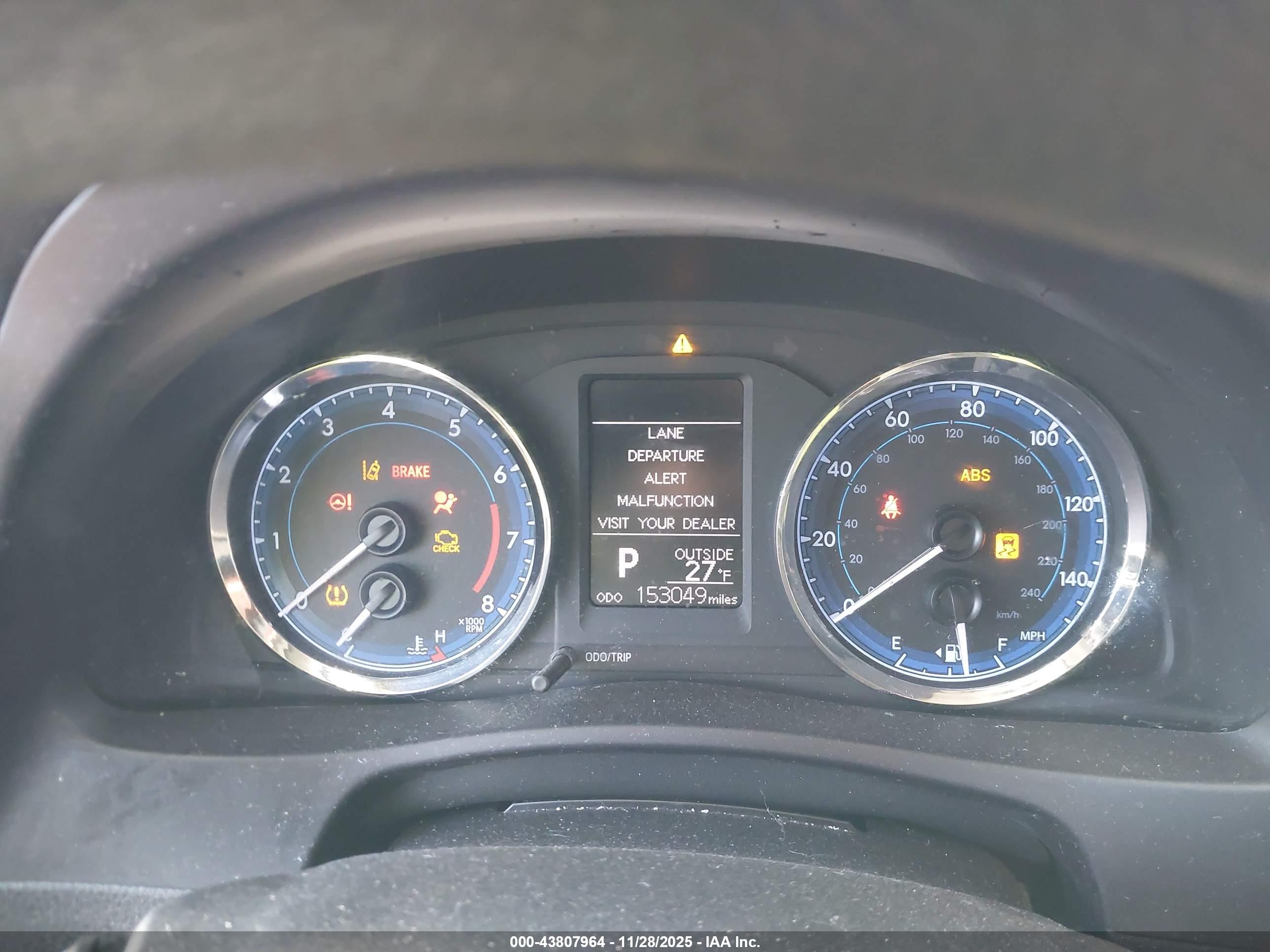 TOYOTA COROLLA image 7