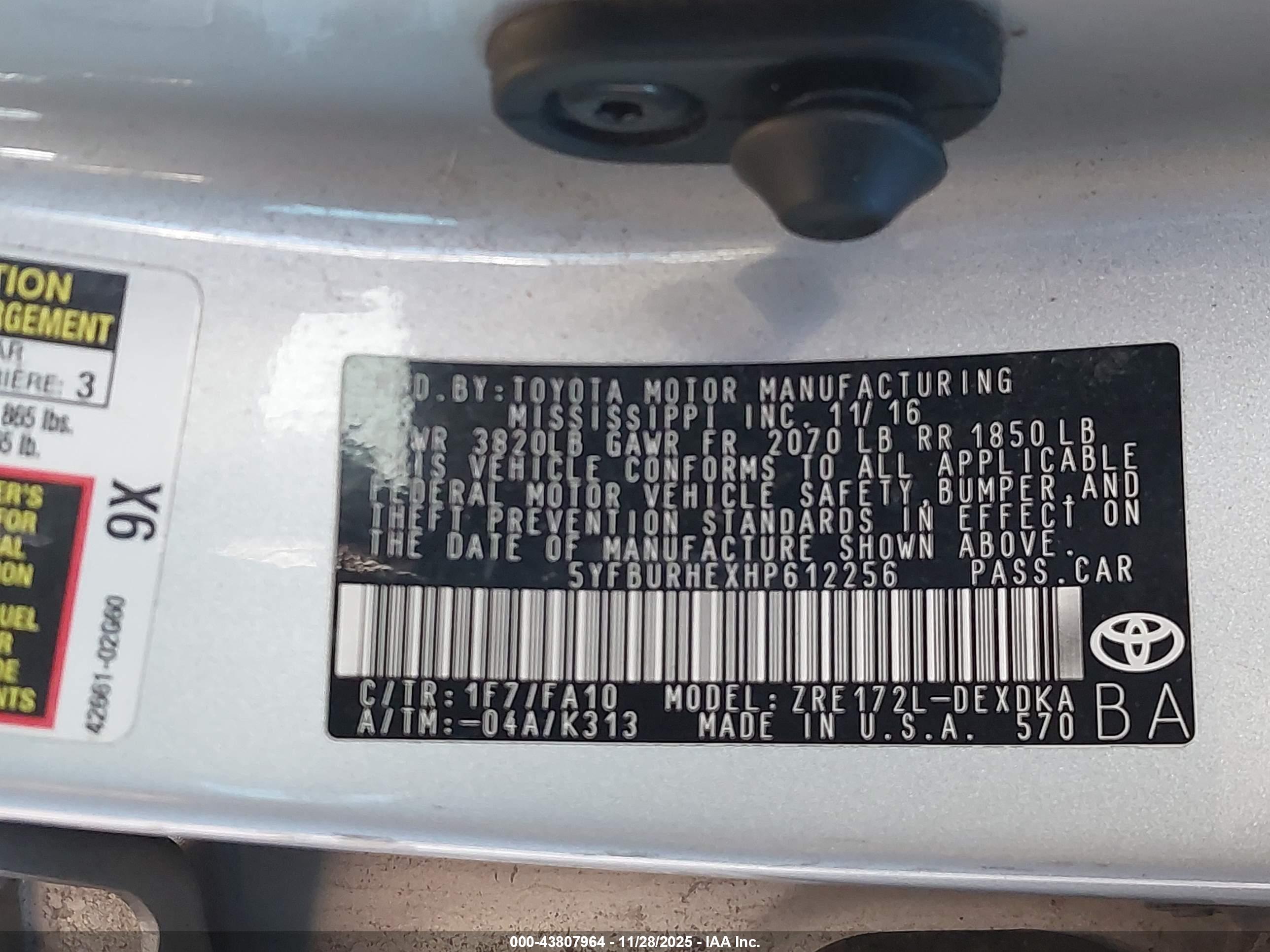 TOYOTA COROLLA image 9