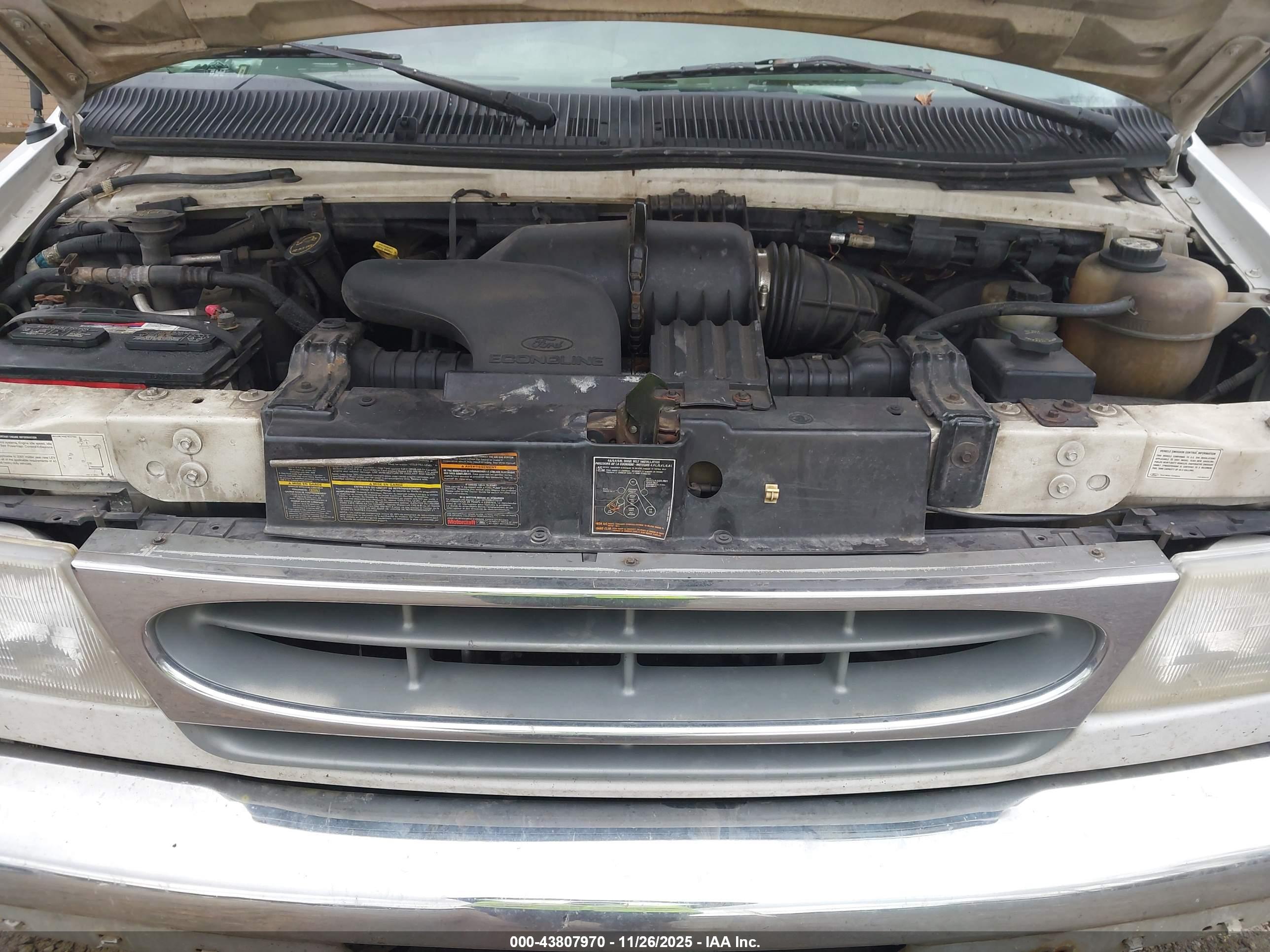 FORD E-350 image 10
