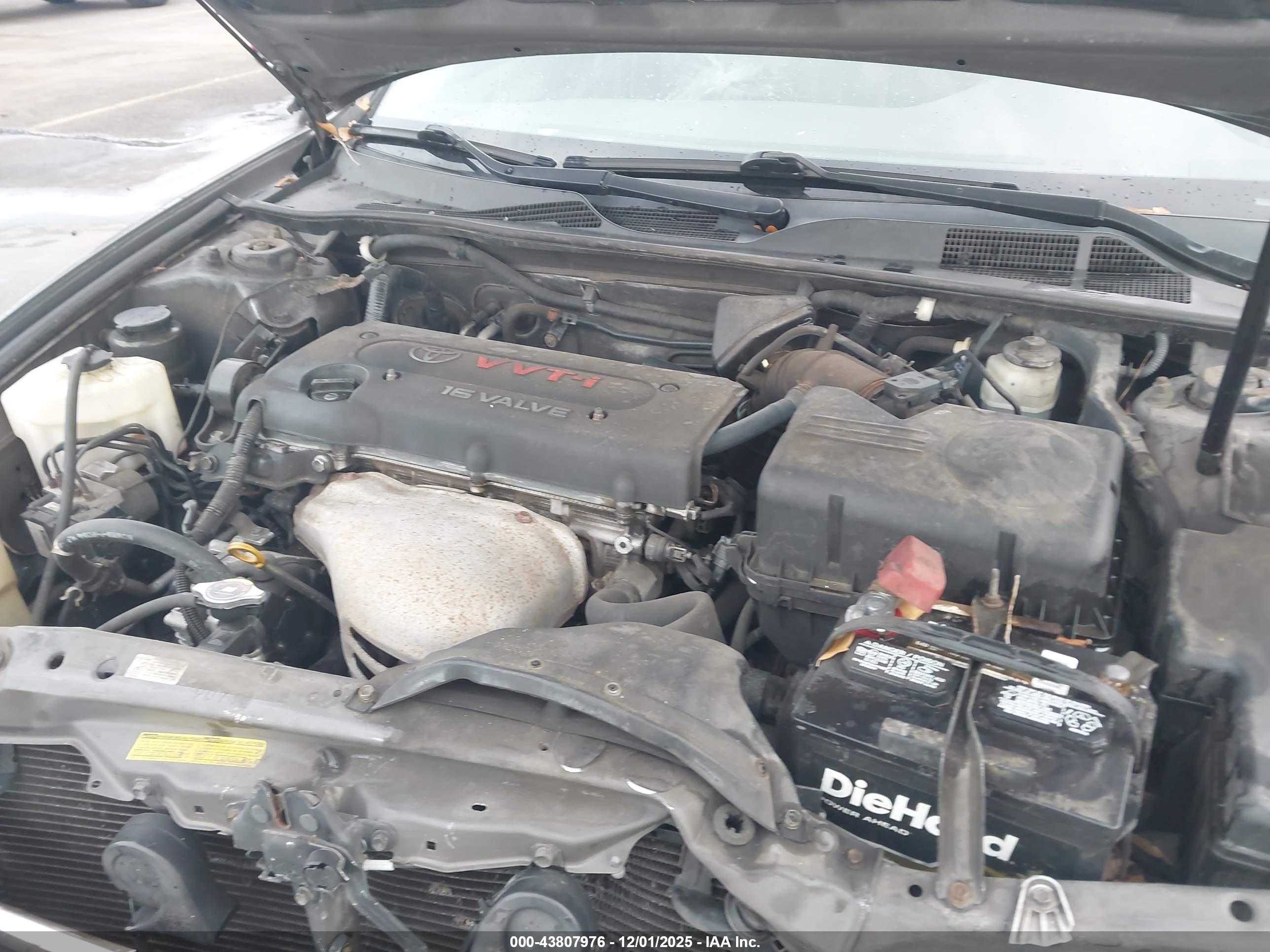 TOYOTA CAMRY image 10