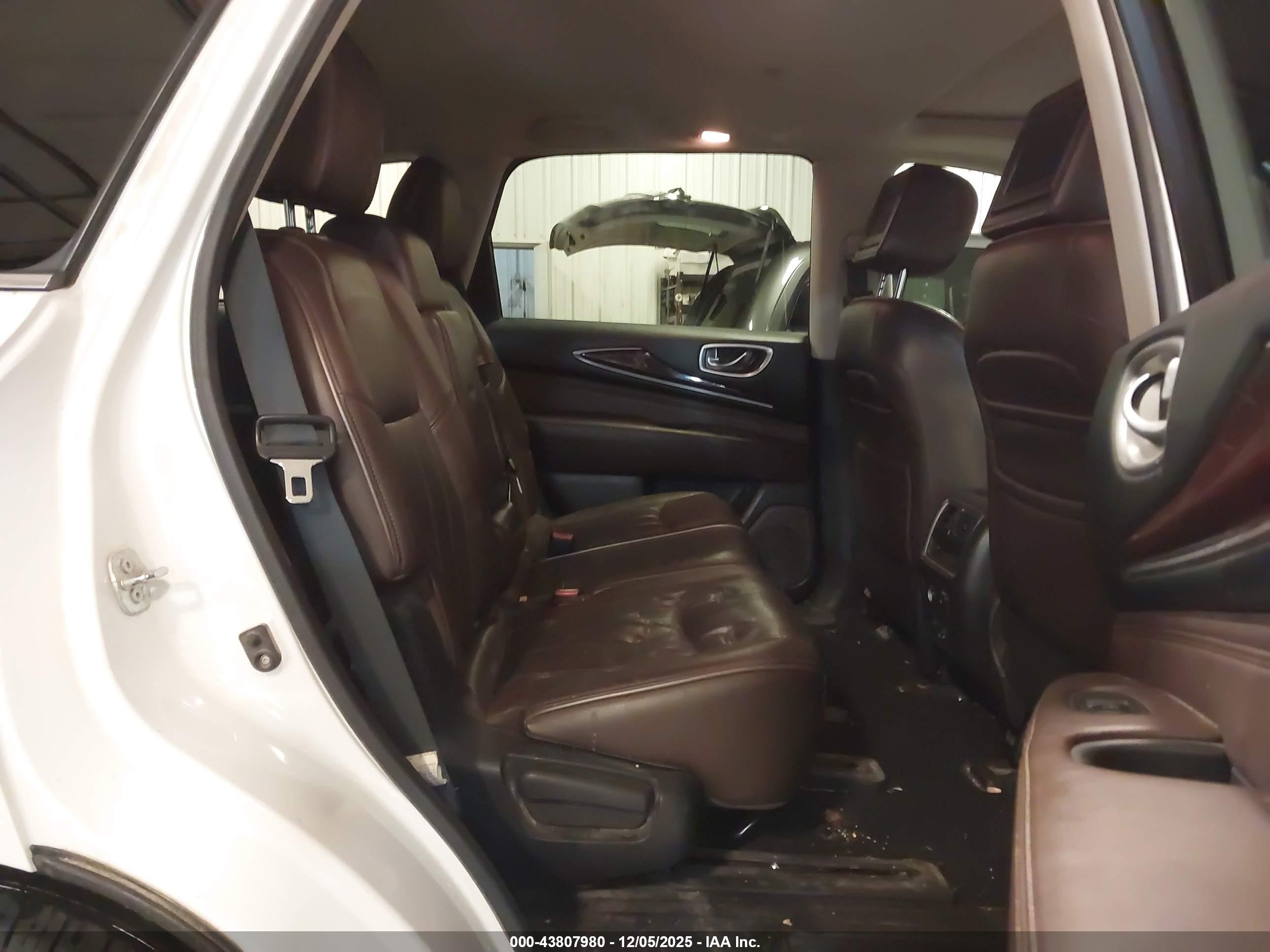 INFINITI QX60 image 8