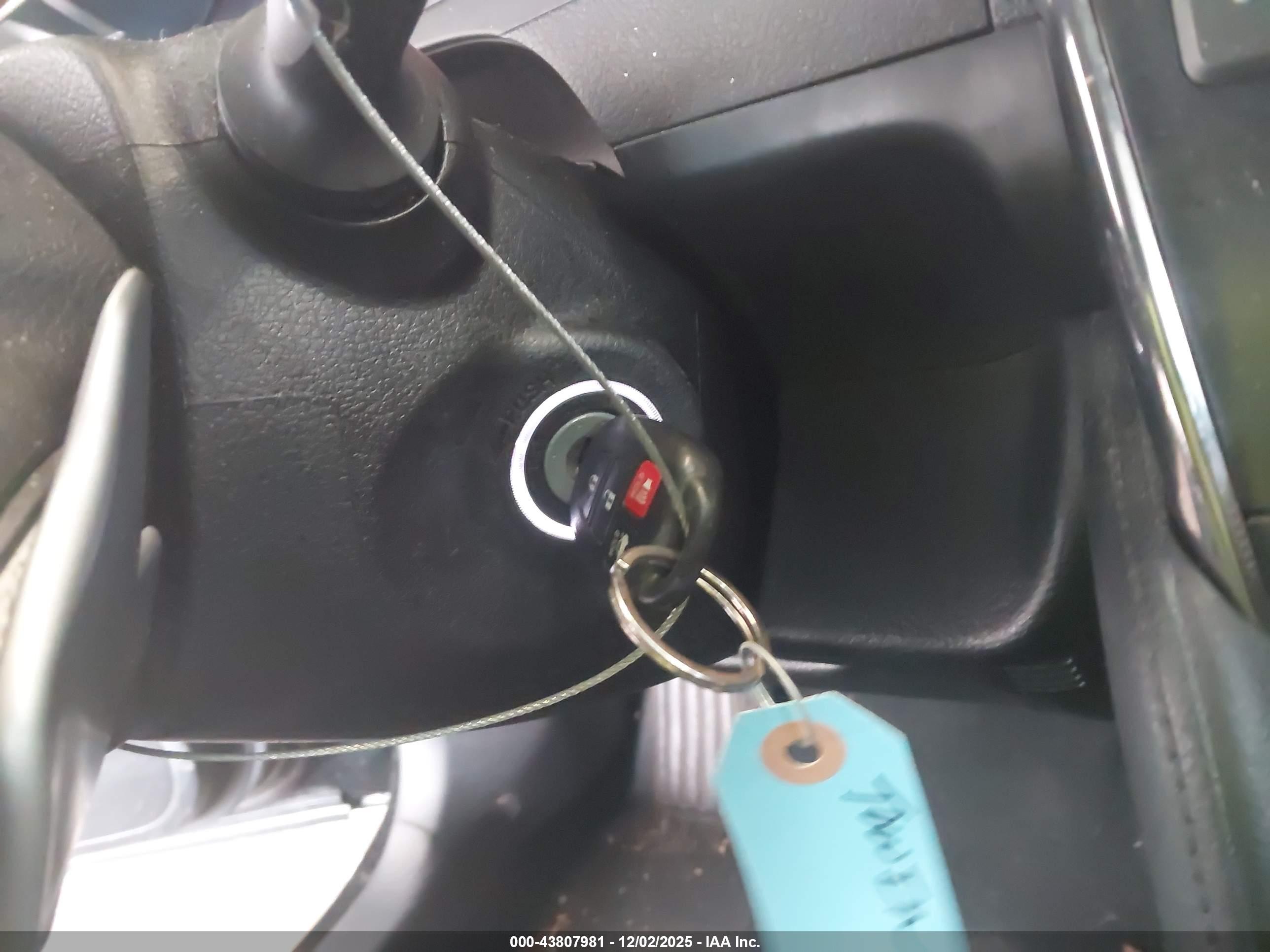 TOYOTA CAMRY image 11