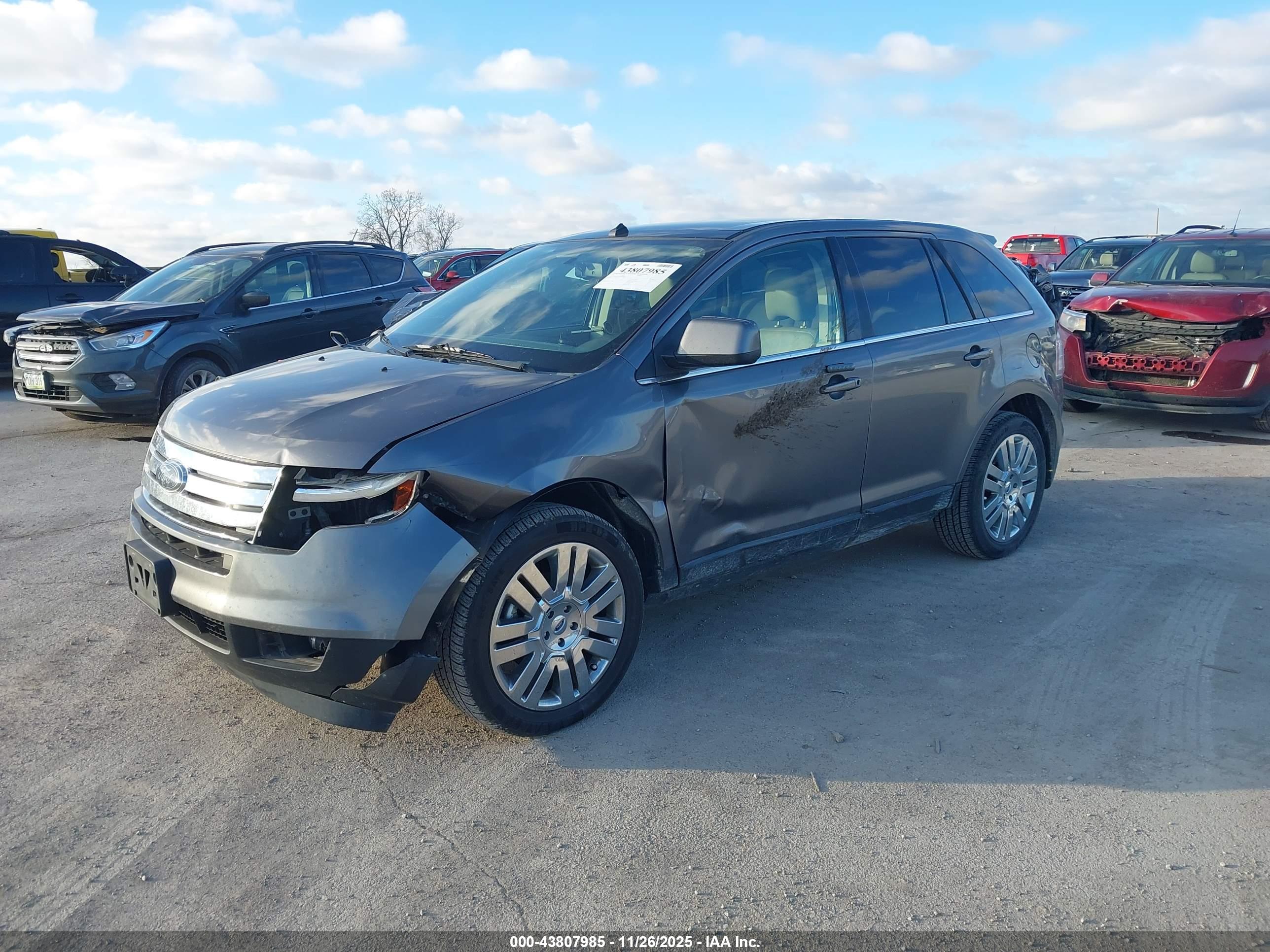 FORD EDGE image 2