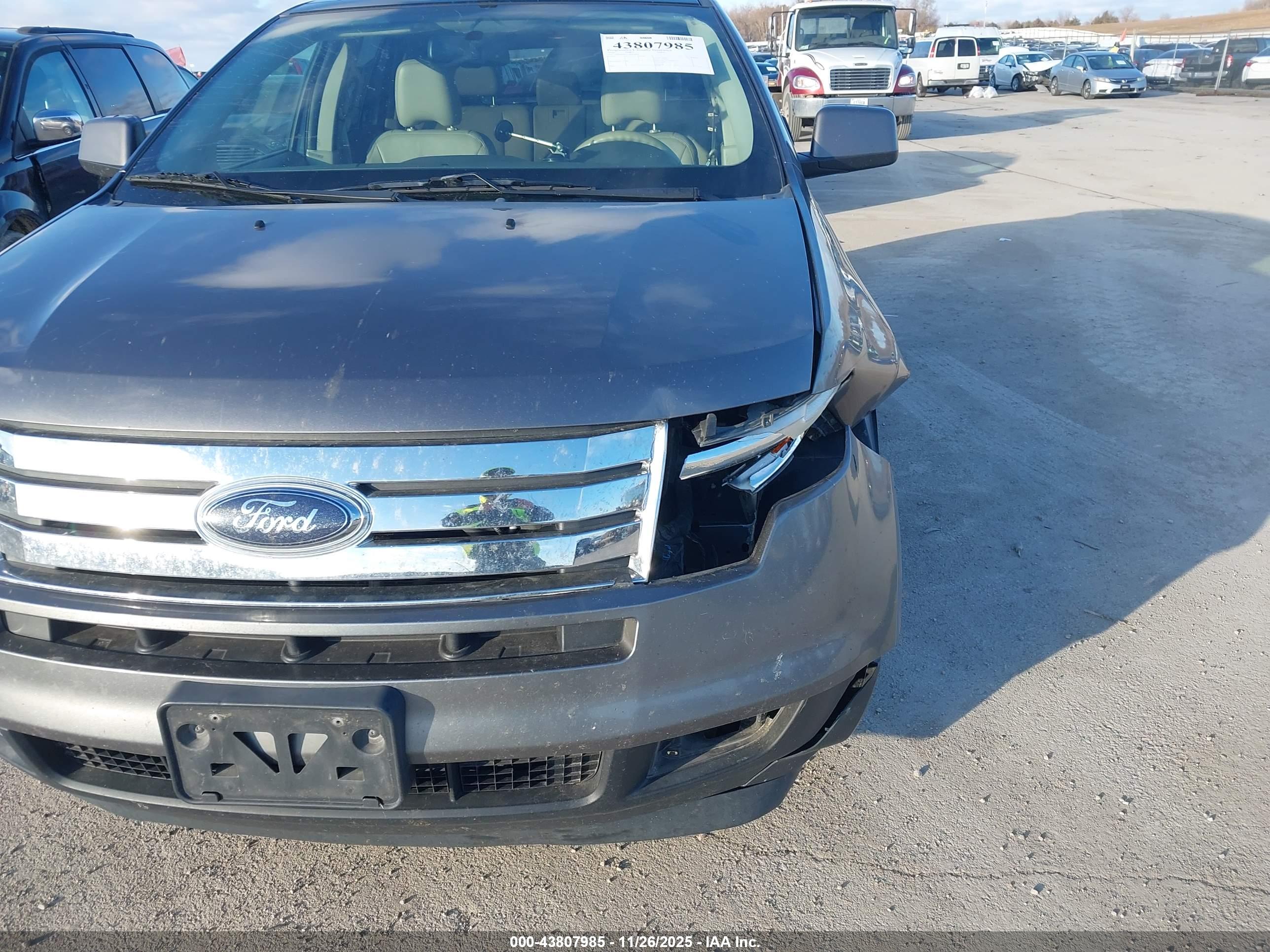 FORD EDGE image 6