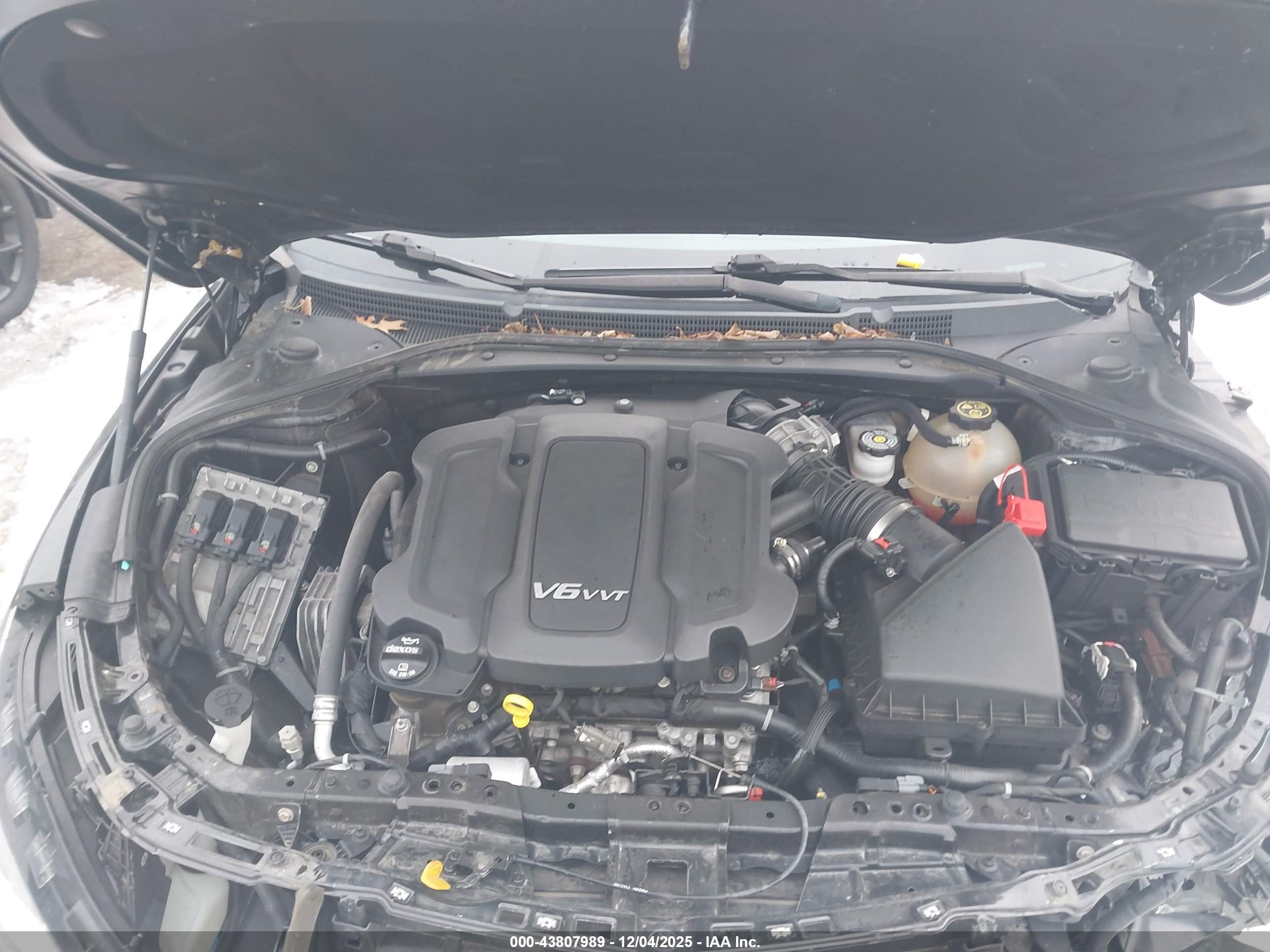 BUICK LACROSSE image 10