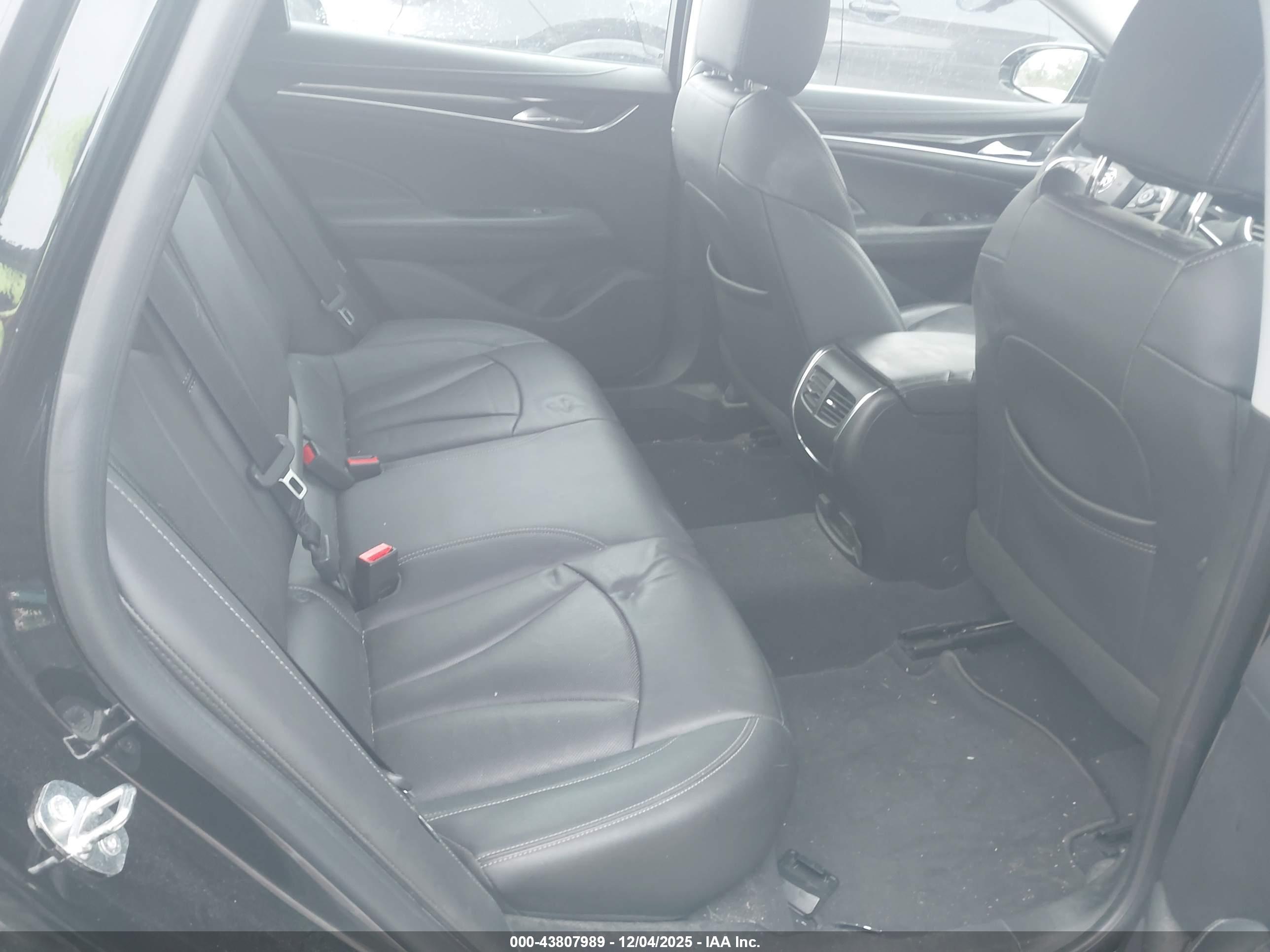 BUICK LACROSSE image 8