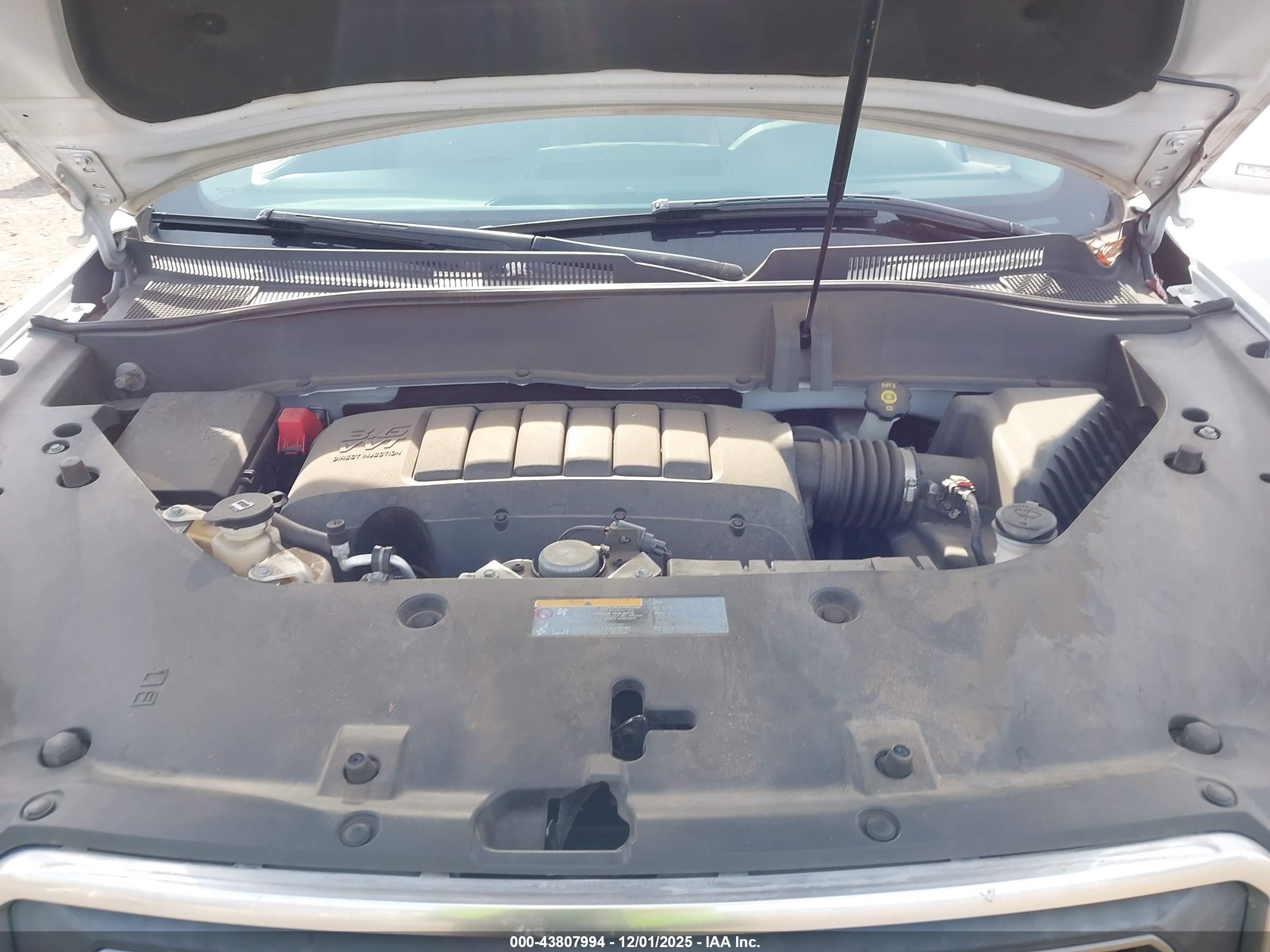 GMC ACADIA image 10
