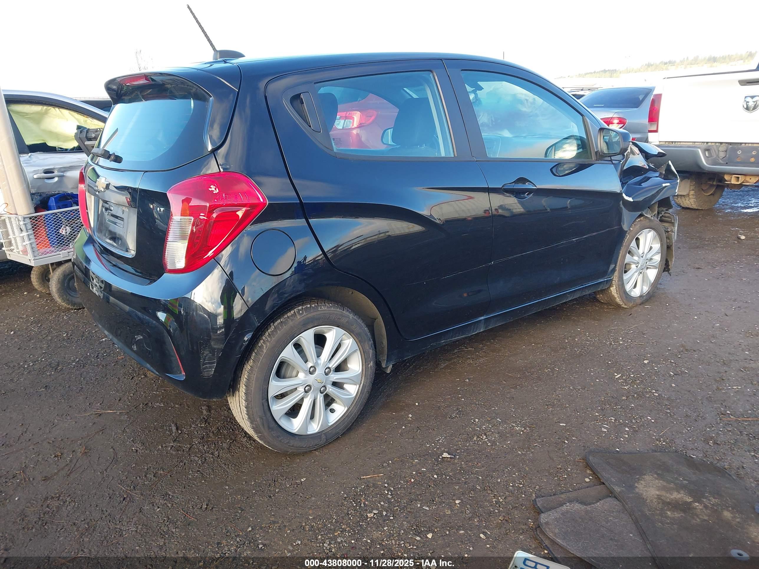 CHEVROLET SPARK image 4