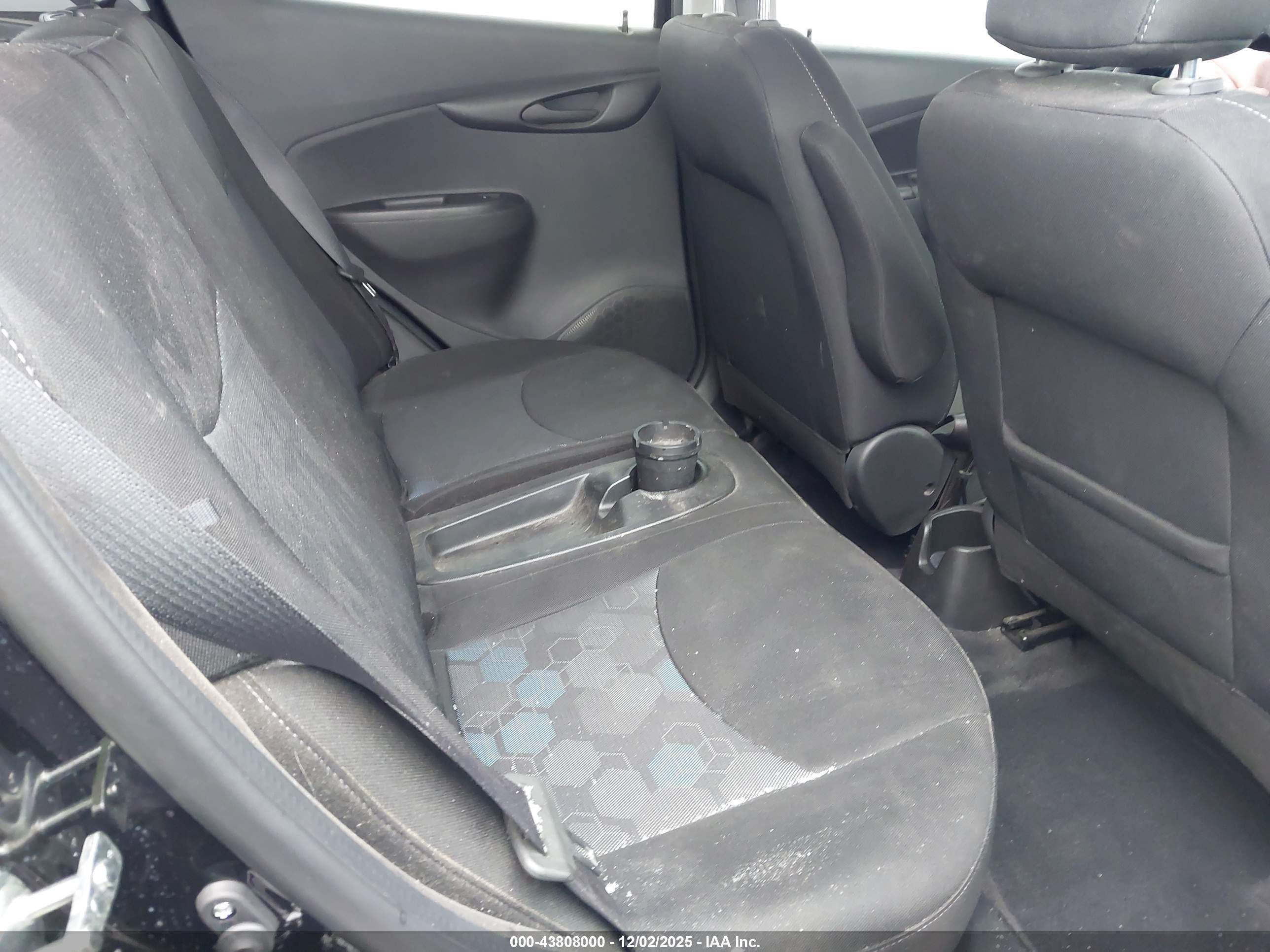 CHEVROLET SPARK image 8