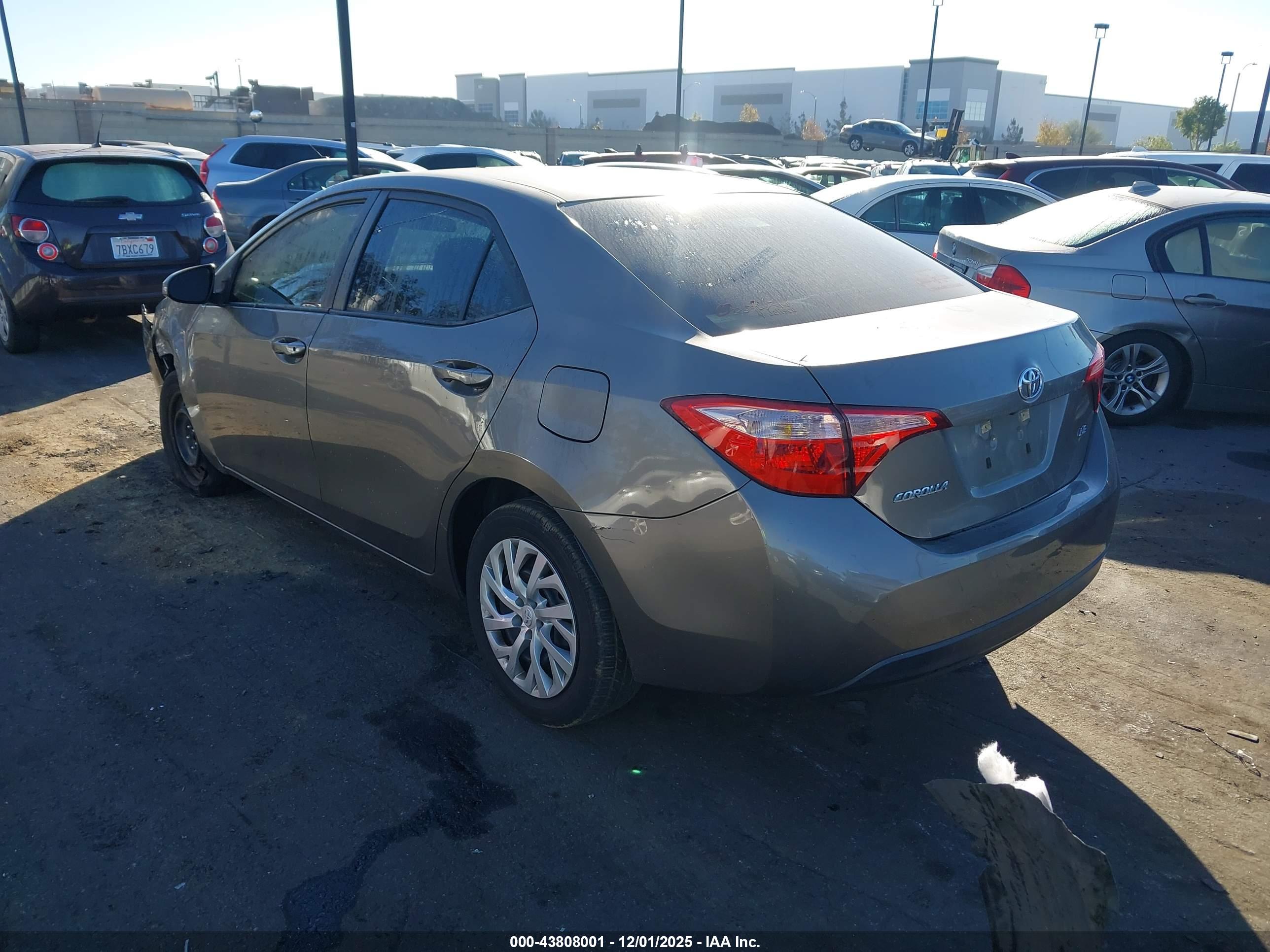 TOYOTA COROLLA image 3
