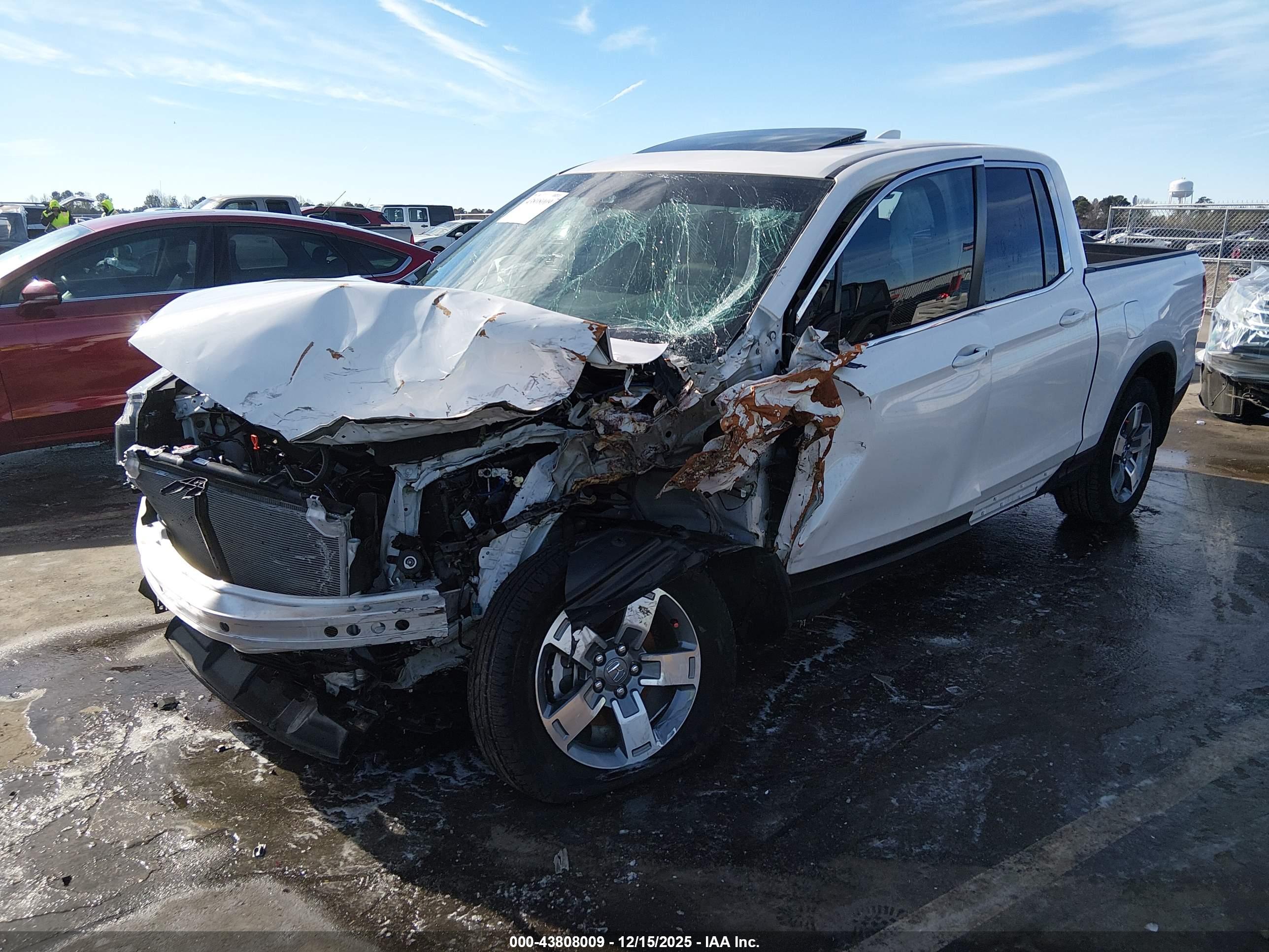 HONDA RIDGELINE image 2