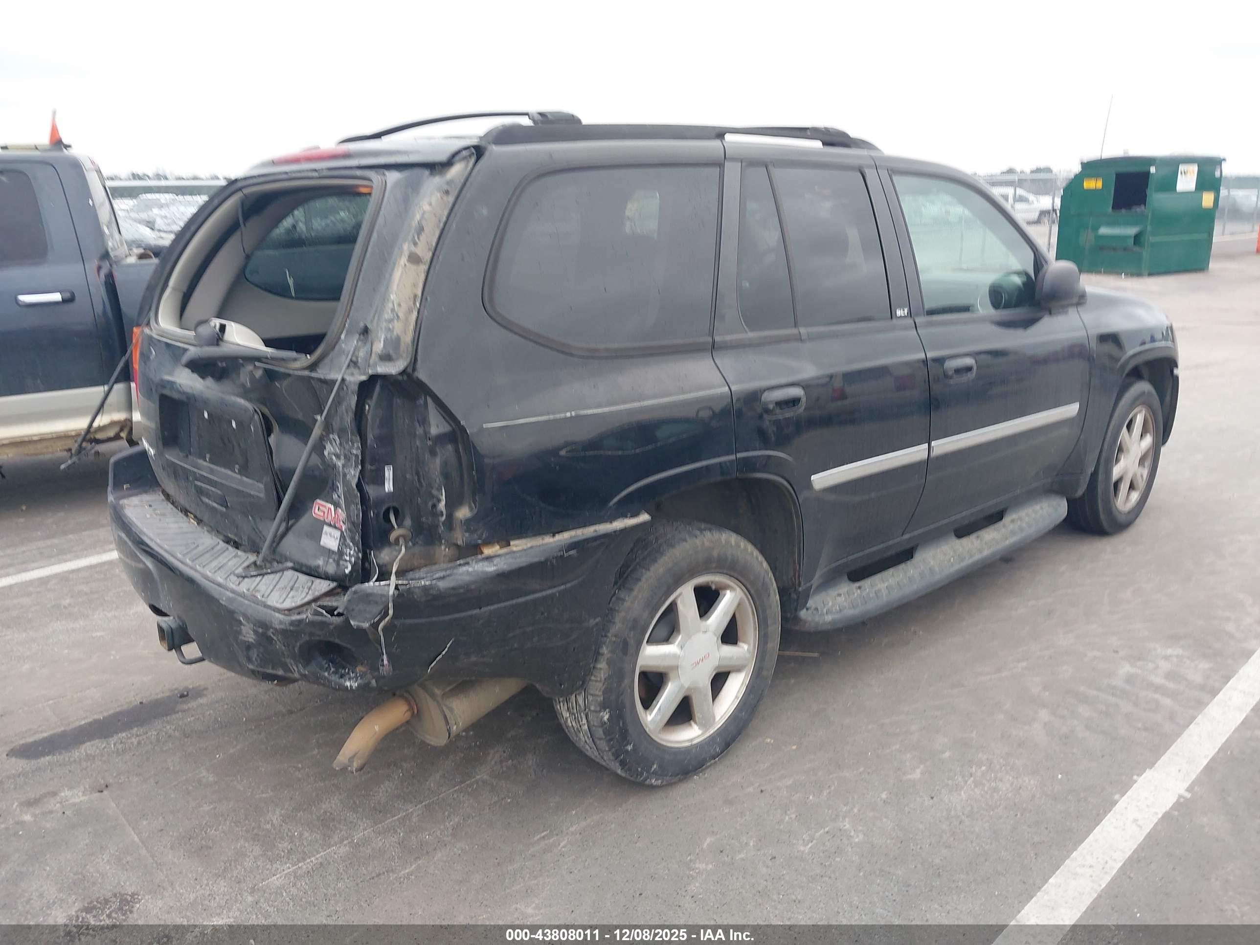 GMC ENVOY image 4