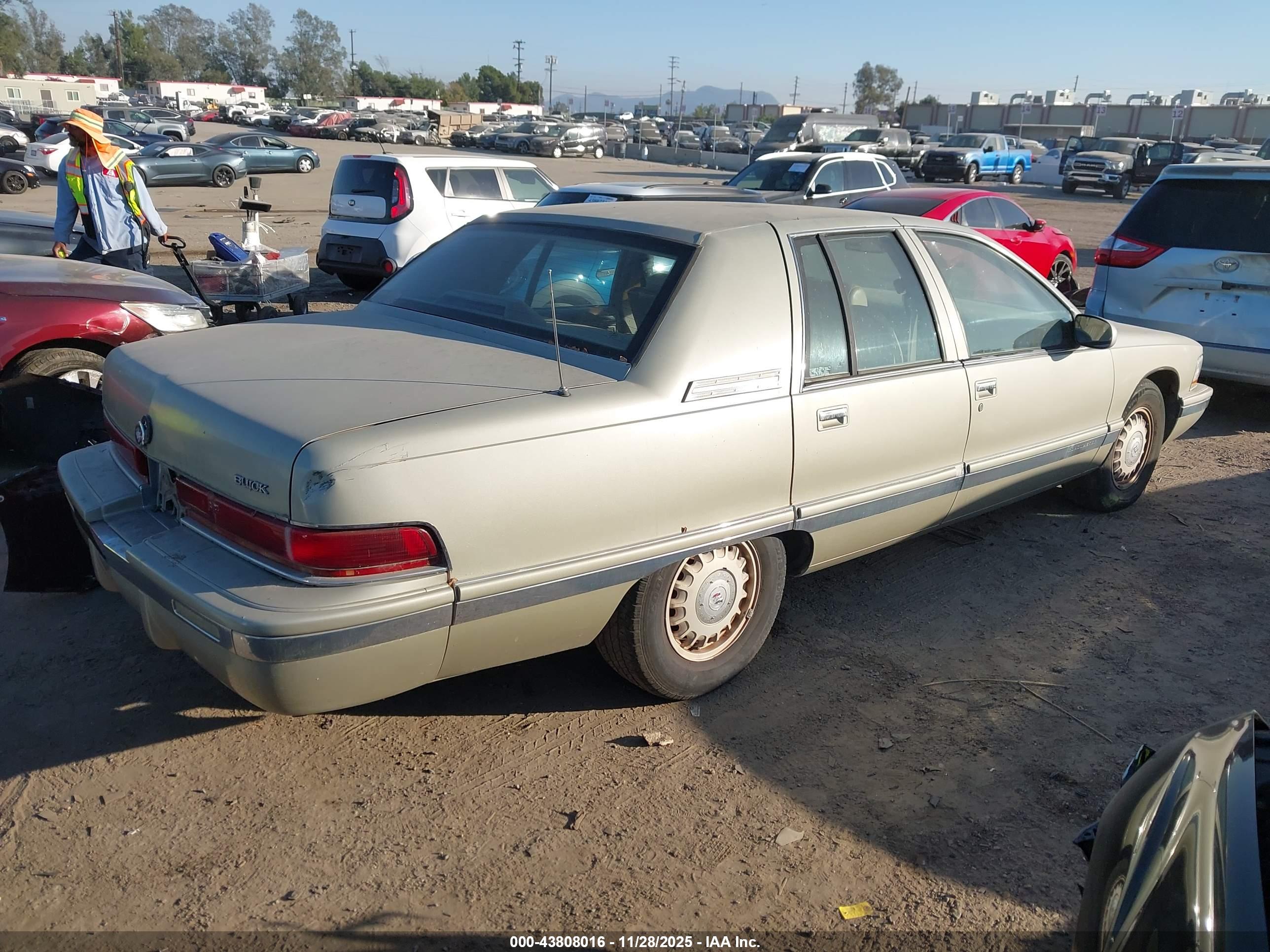 BUICK ROADMASTER image 4