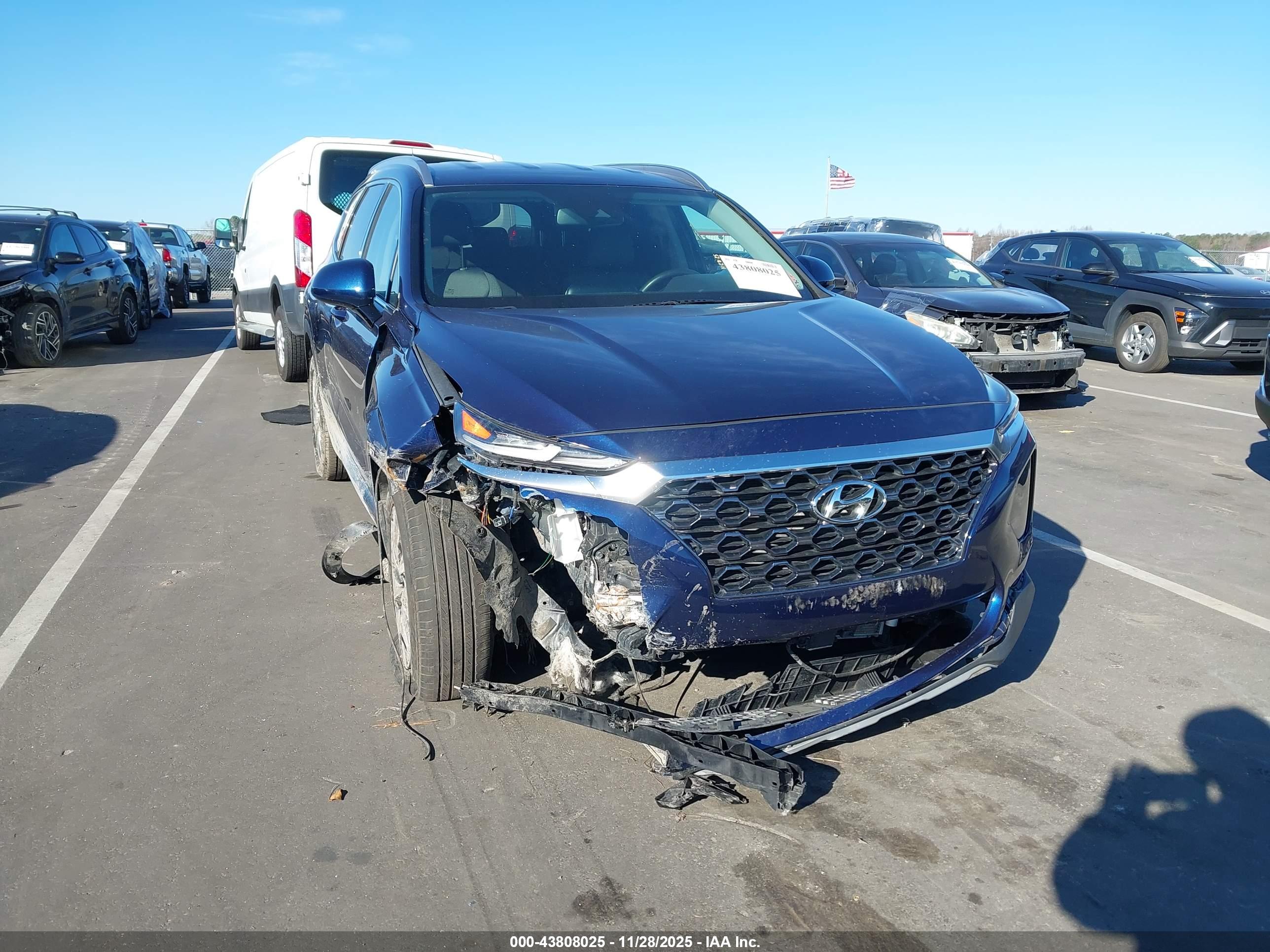 HYUNDAI SANTA image 6