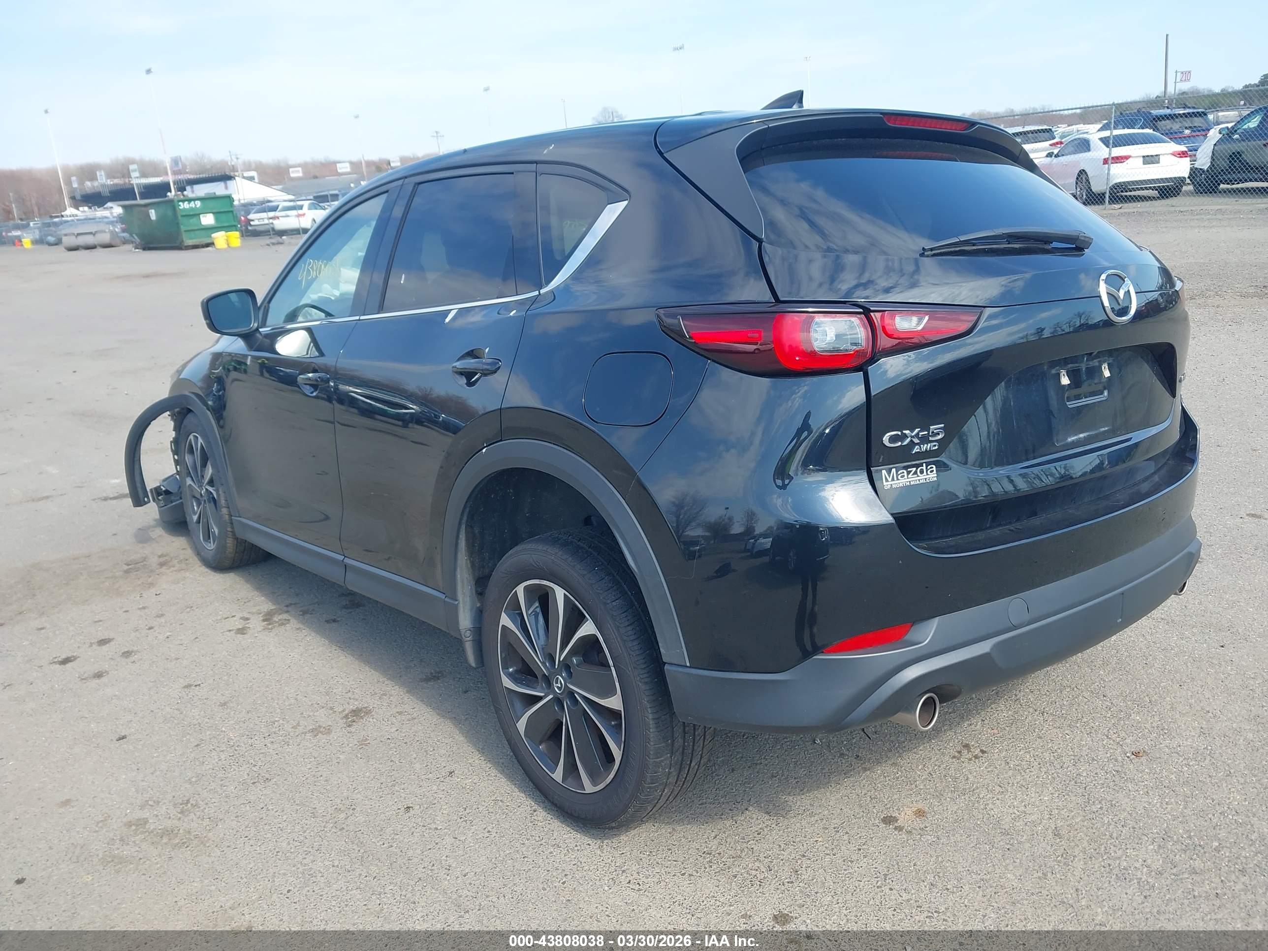 MAZDA CX-5 image 3