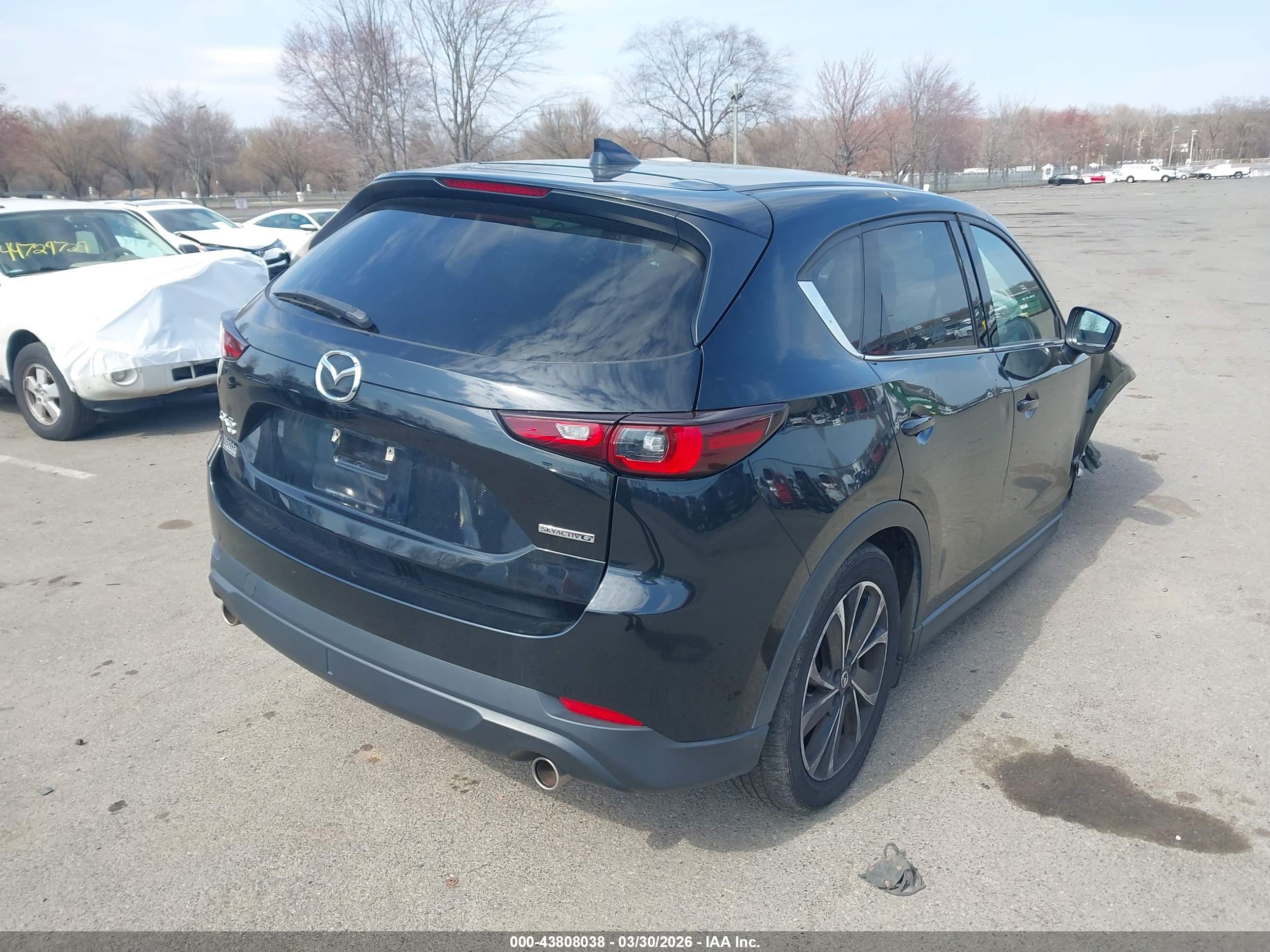 MAZDA CX-5 image 4
