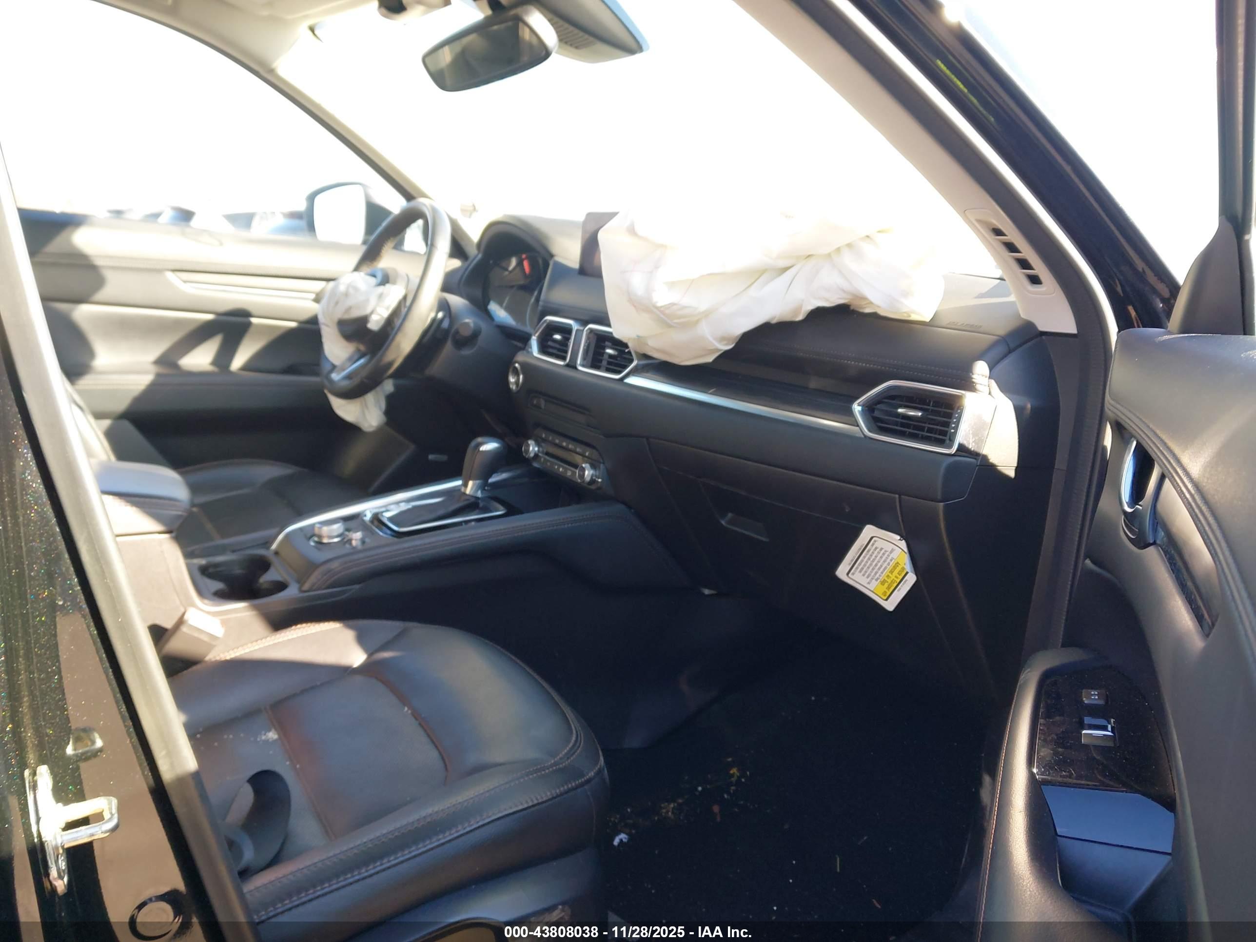 MAZDA CX-5 image 5