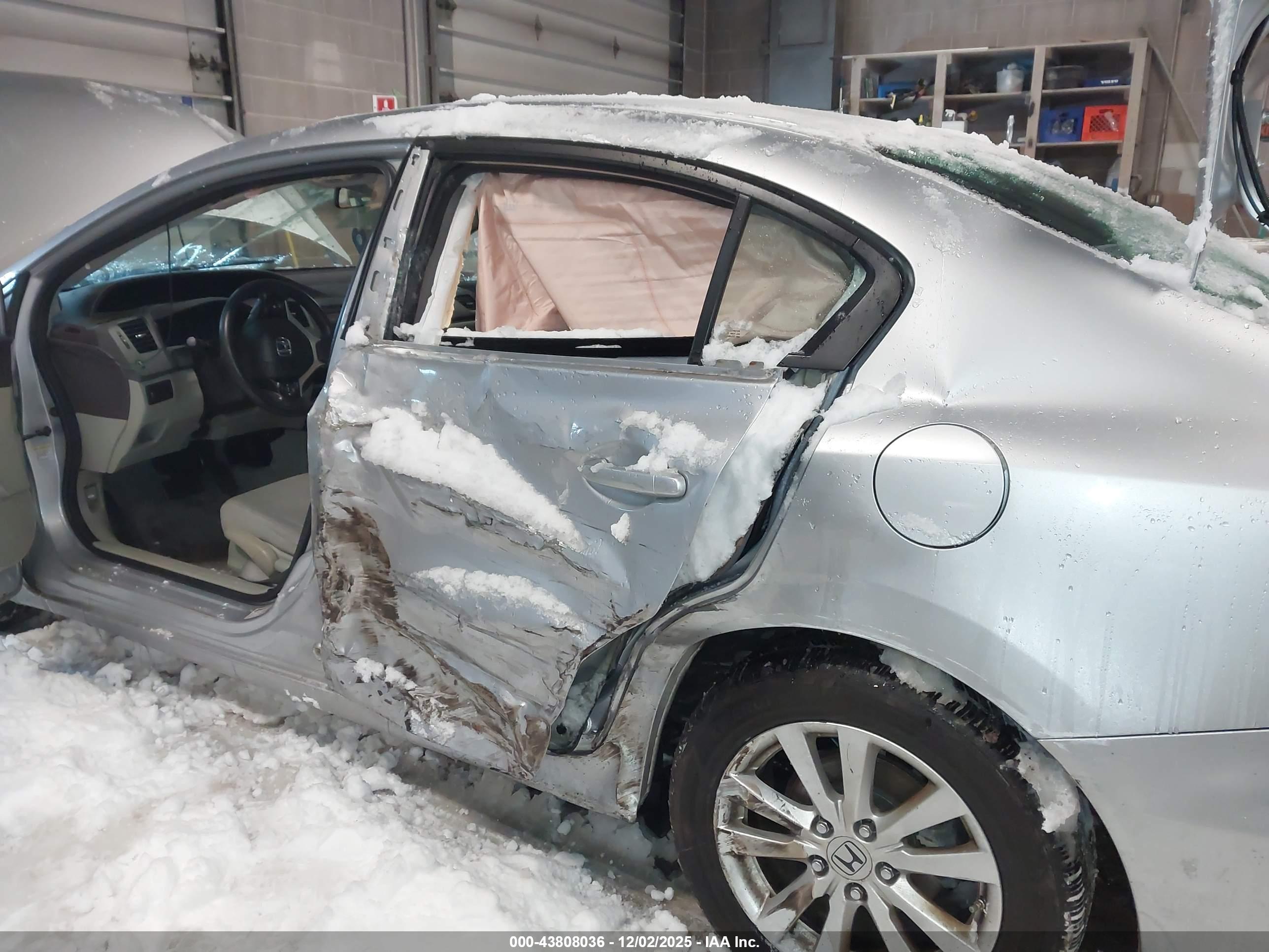 HONDA CIVIC image 6