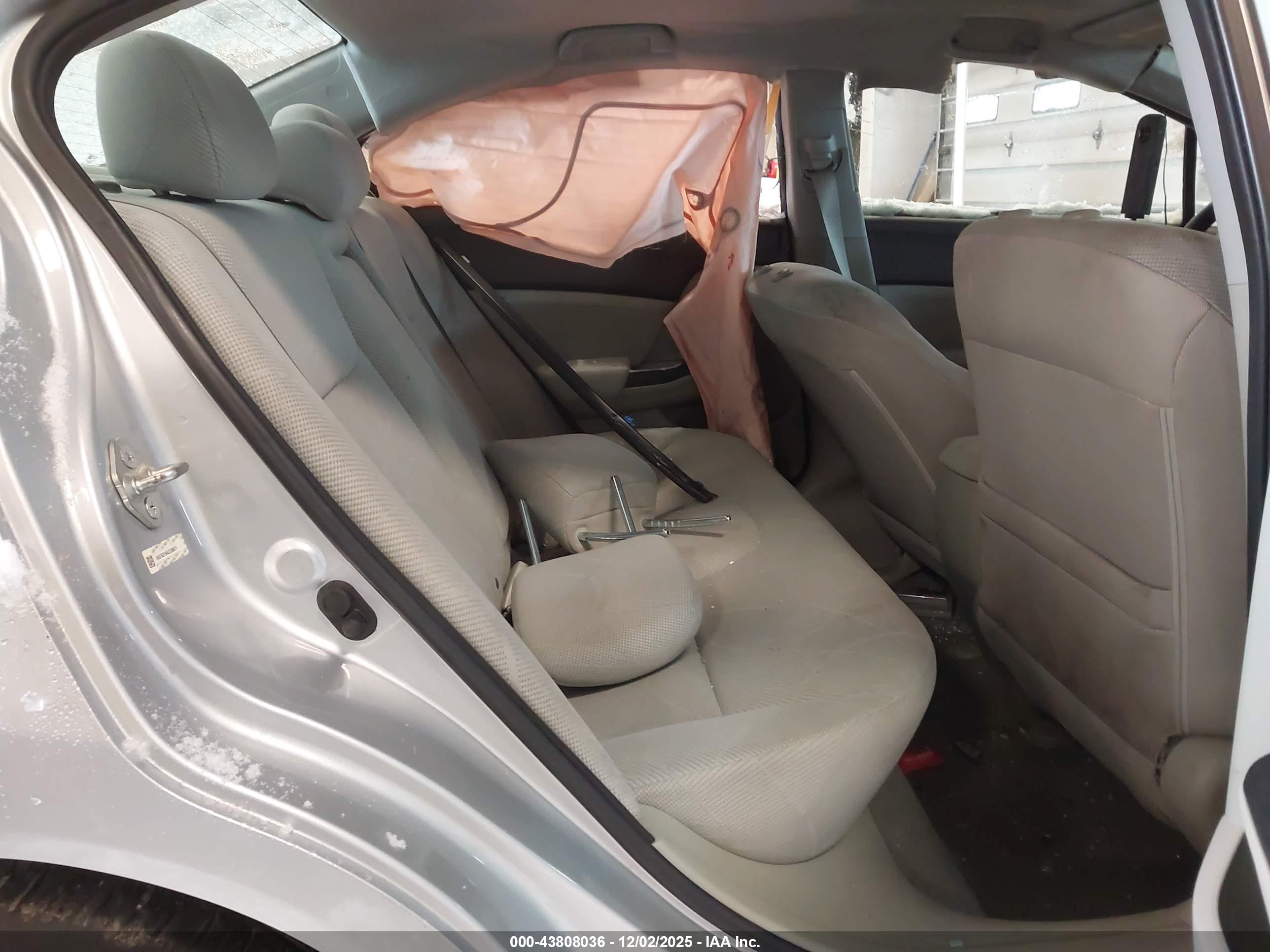 HONDA CIVIC image 8