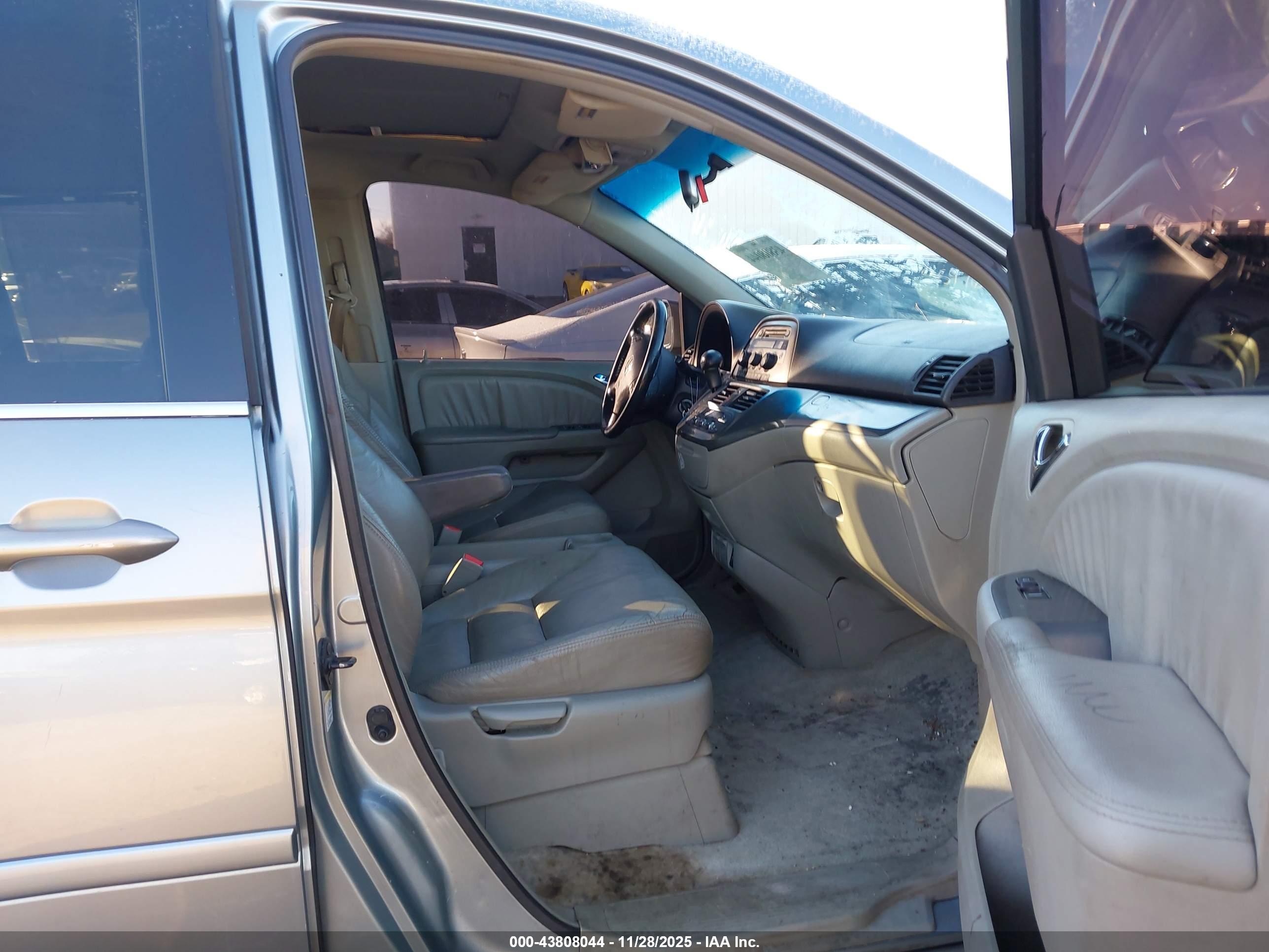 HONDA ODYSSEY image 5