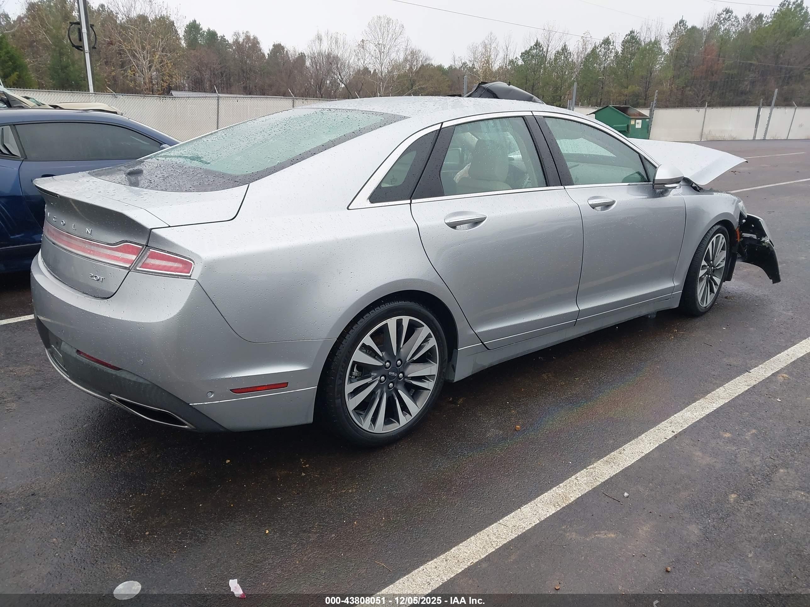 LINCOLN MKZ image 4