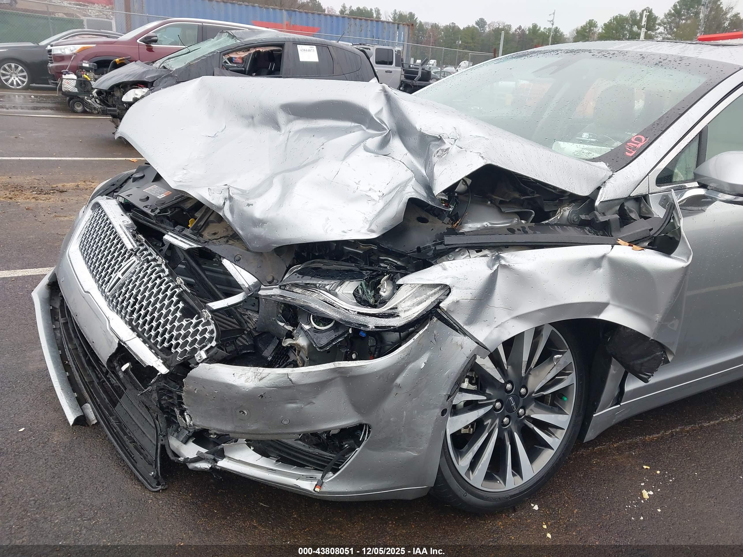 LINCOLN MKZ image 6