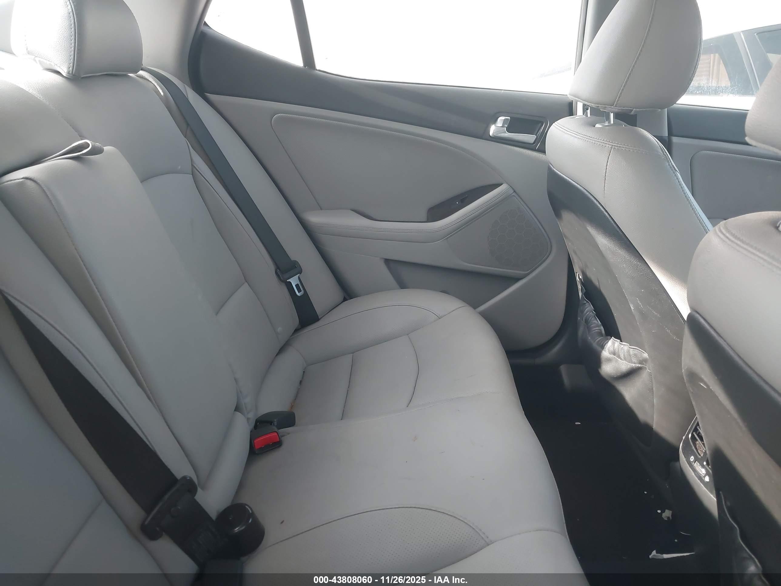 KIA OPTIMA image 8