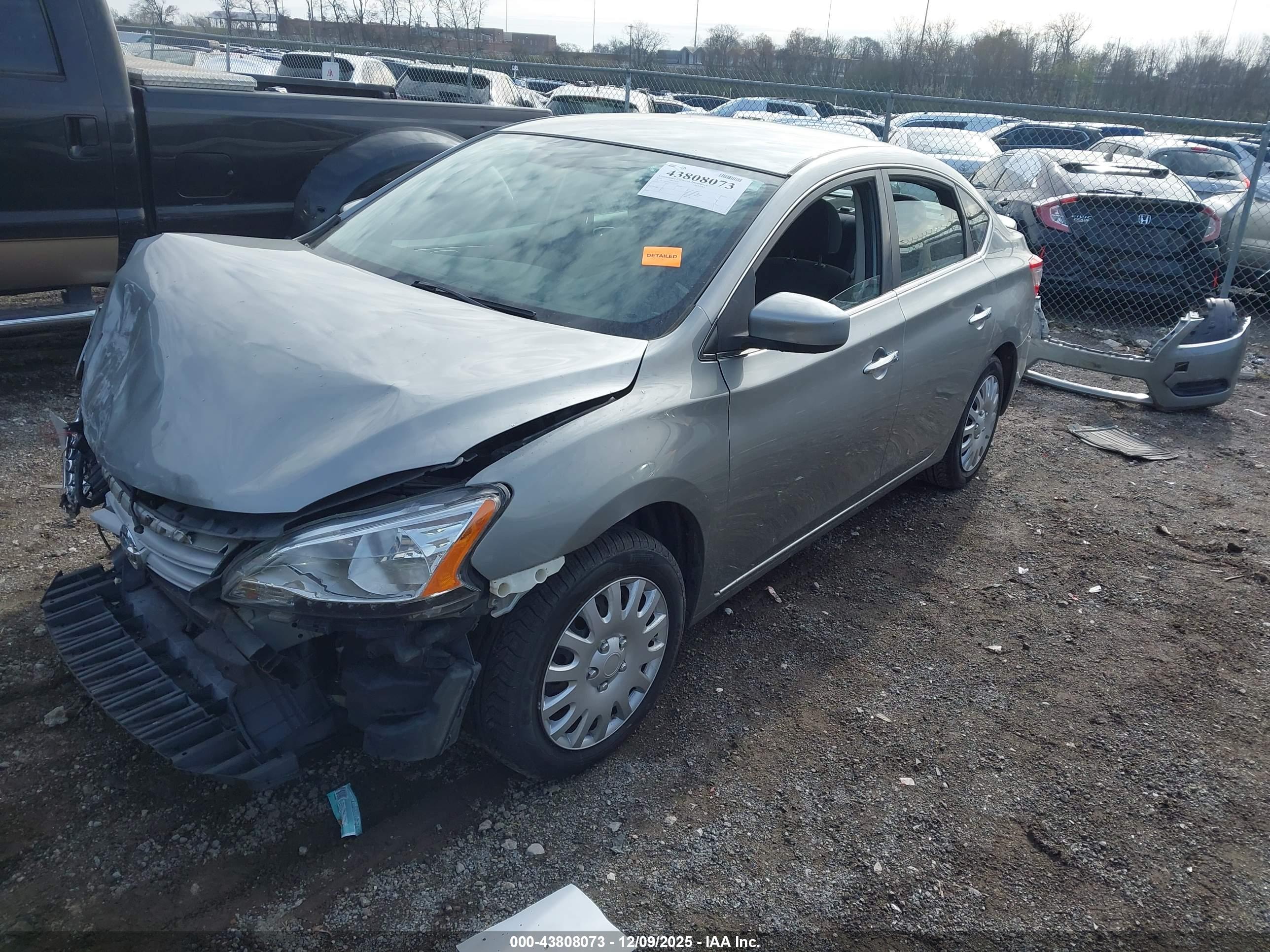 NISSAN SENTRA image 2