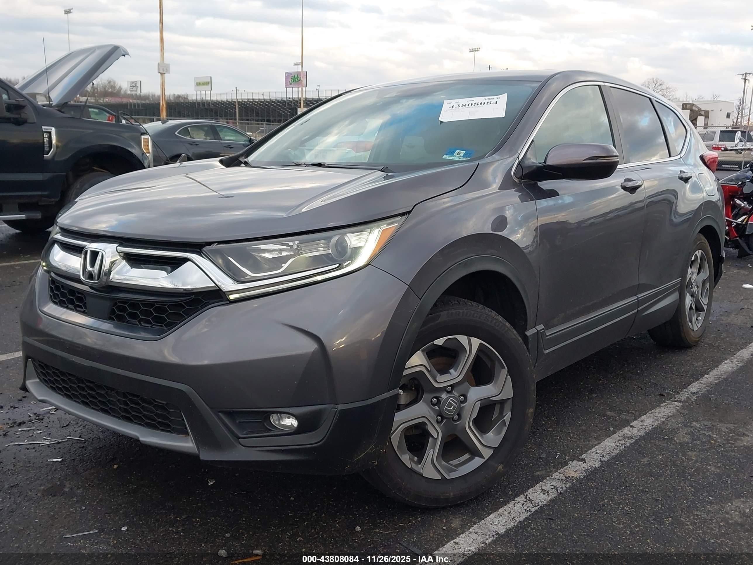 HONDA CR-V image 2