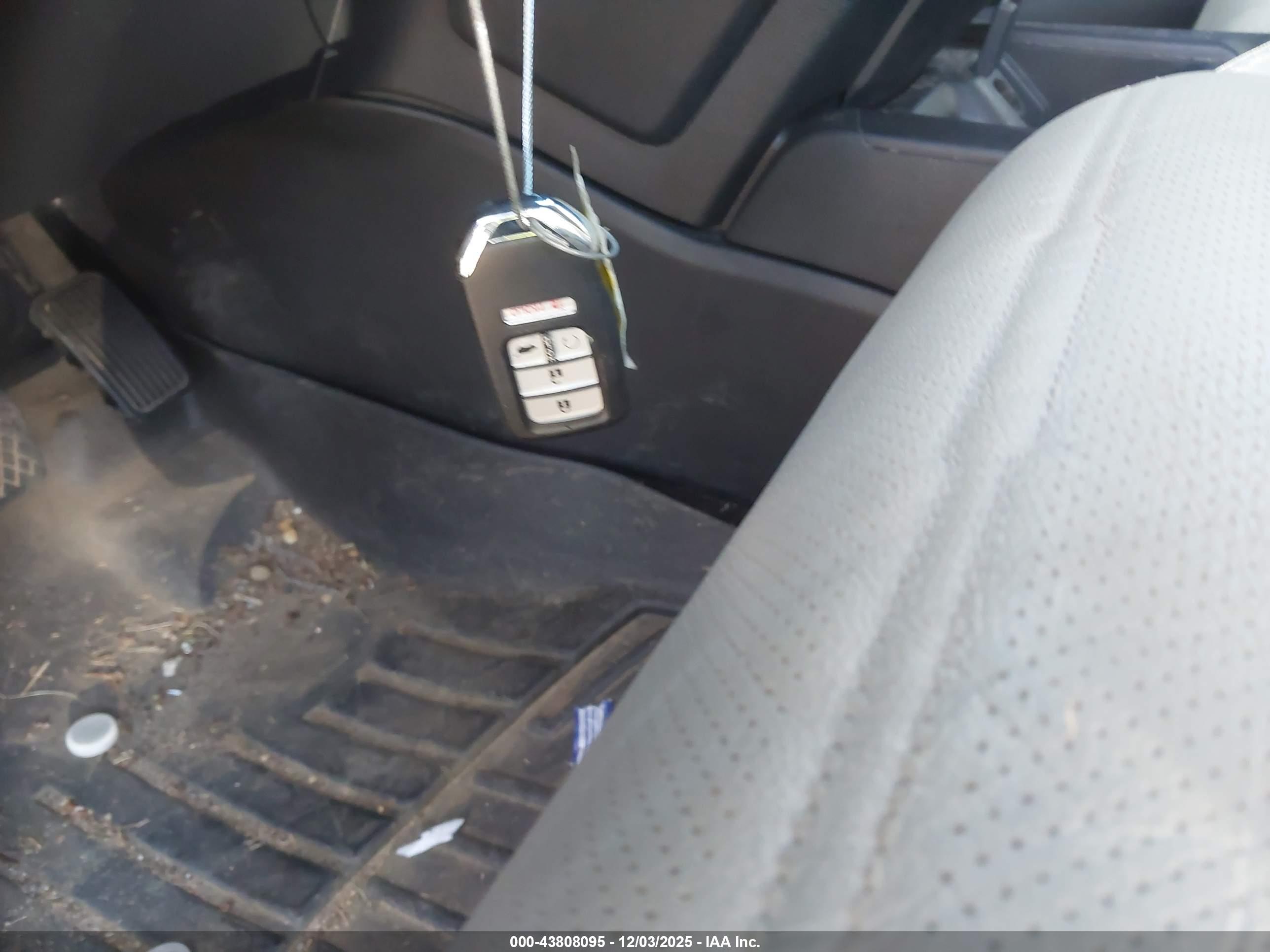 HONDA CR-V image 11
