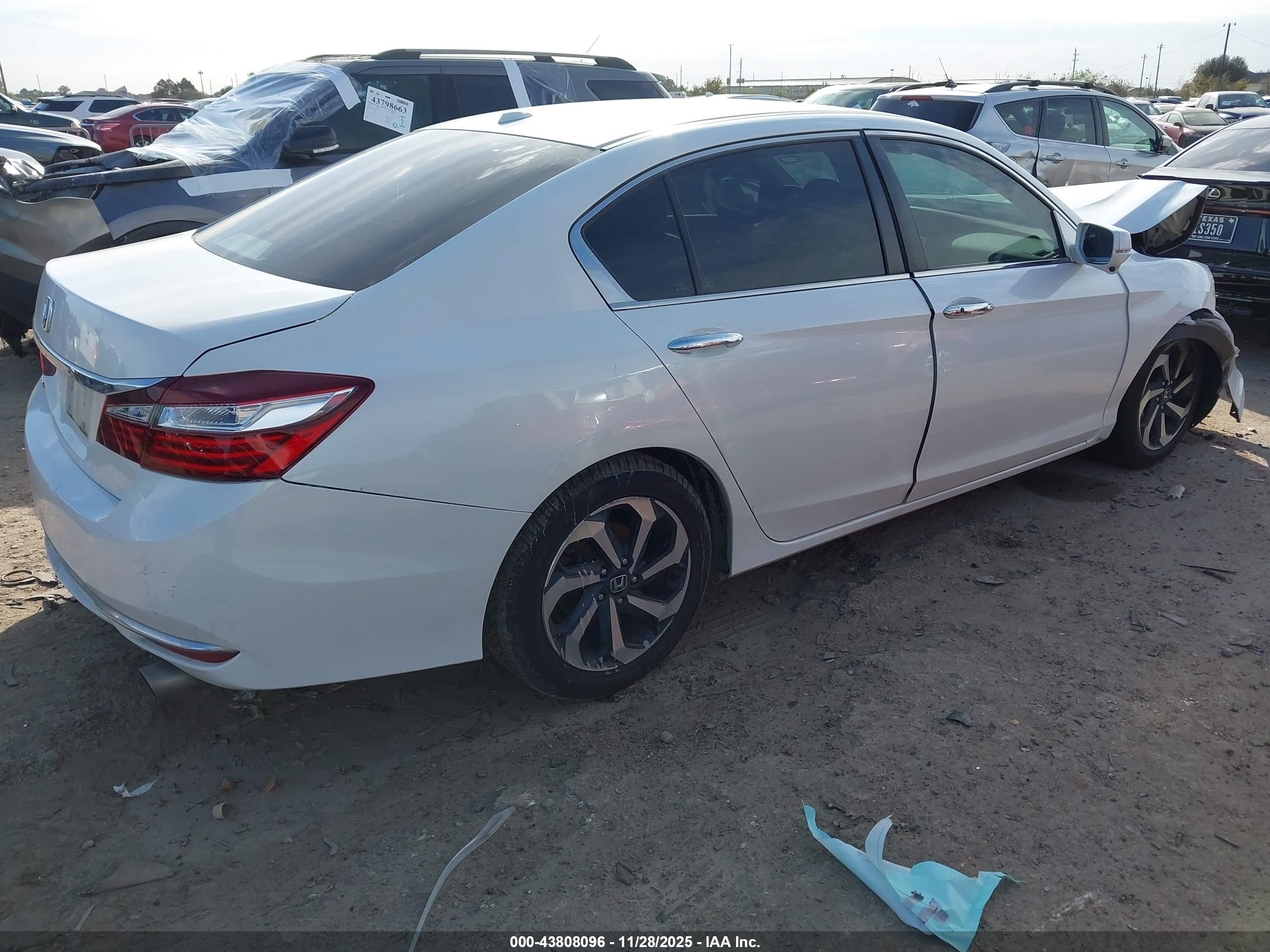 HONDA ACCORD image 4