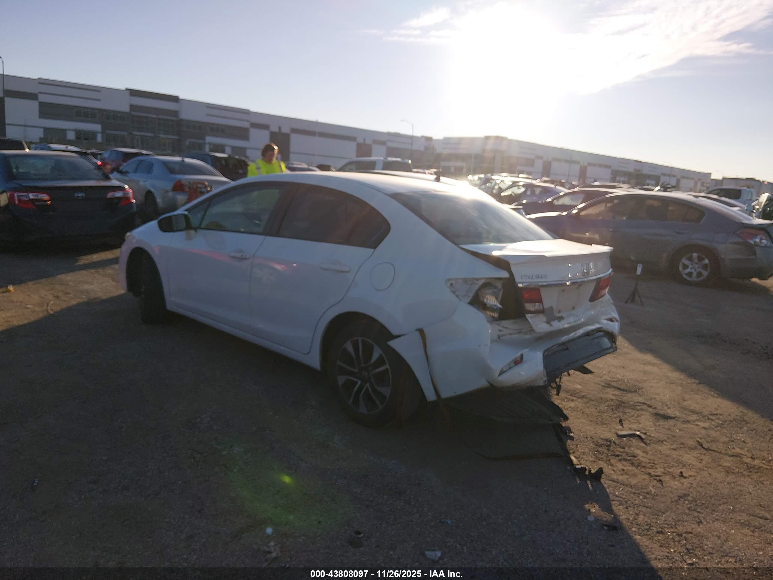 HONDA CIVIC image 3
