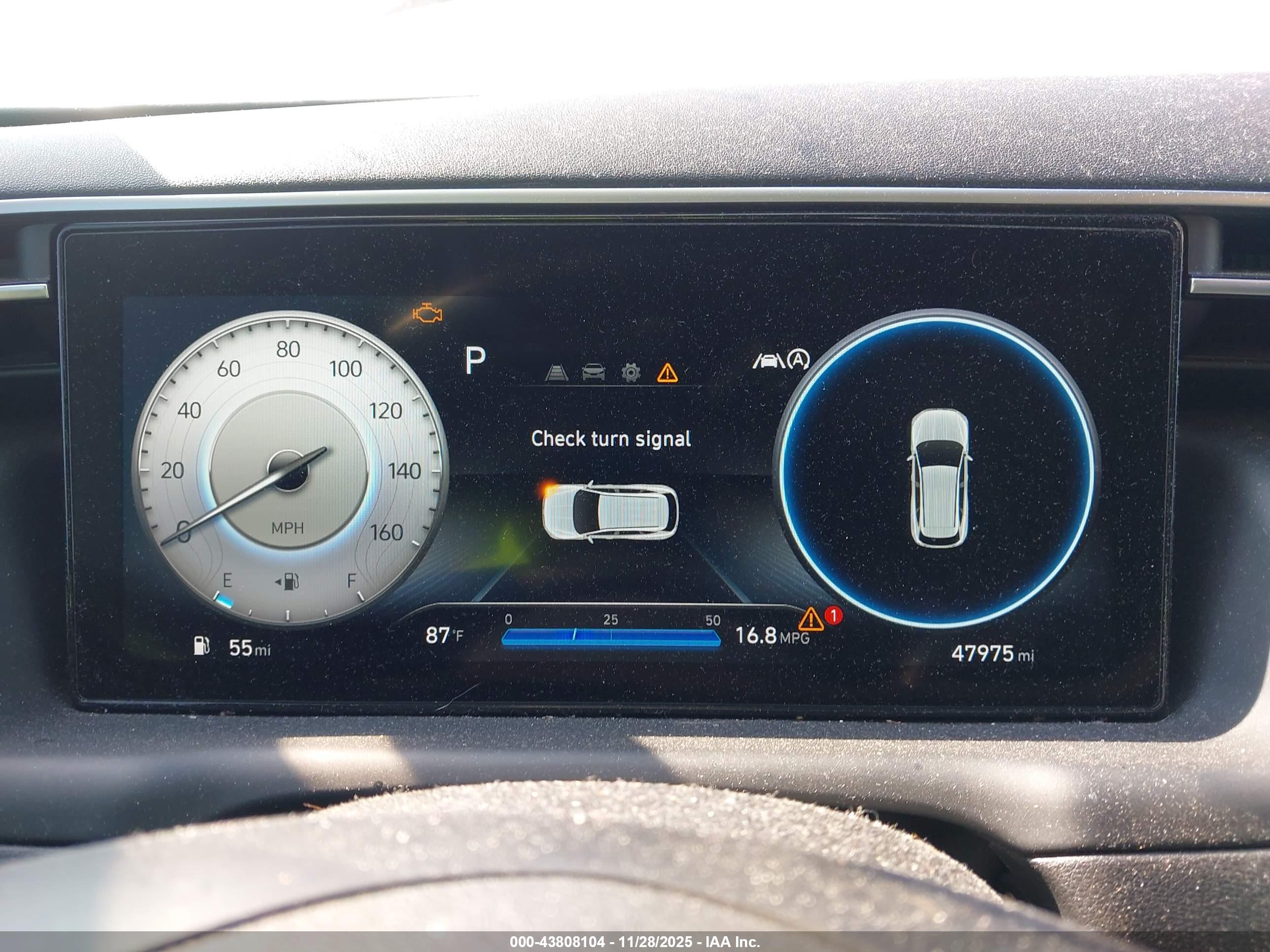 HYUNDAI TUCSON image 7
