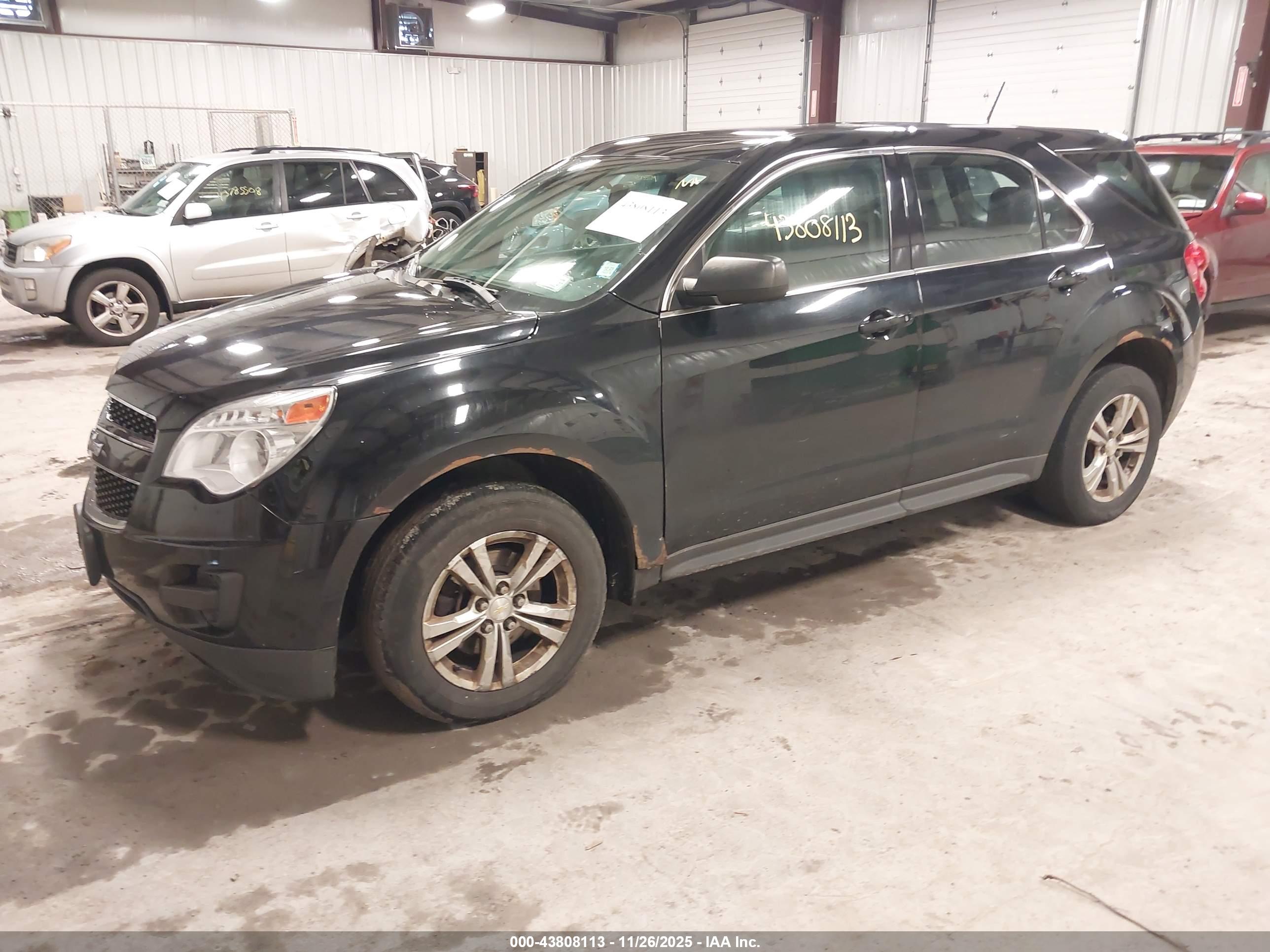 CHEVROLET EQUINOX image 2