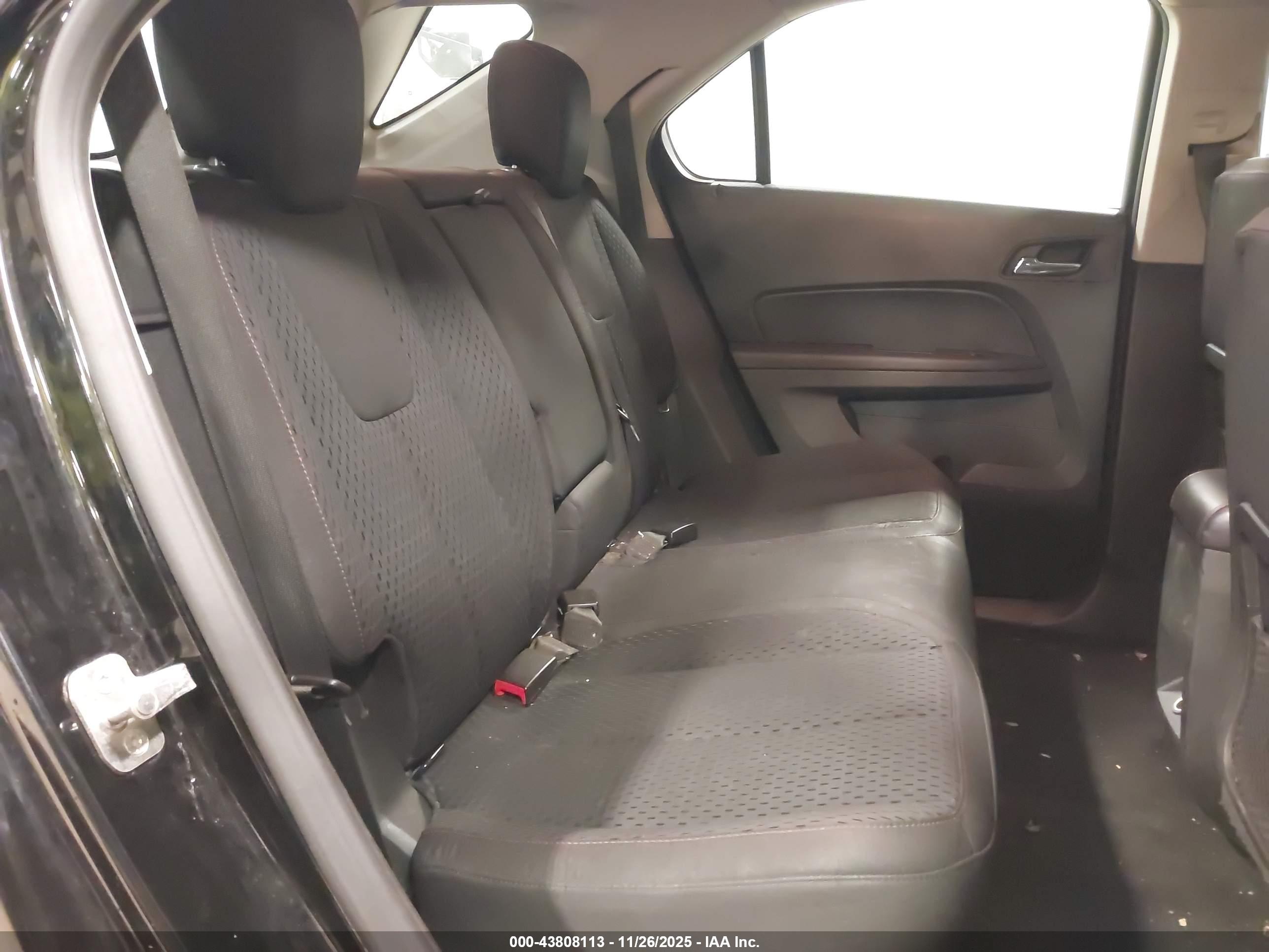 CHEVROLET EQUINOX image 8