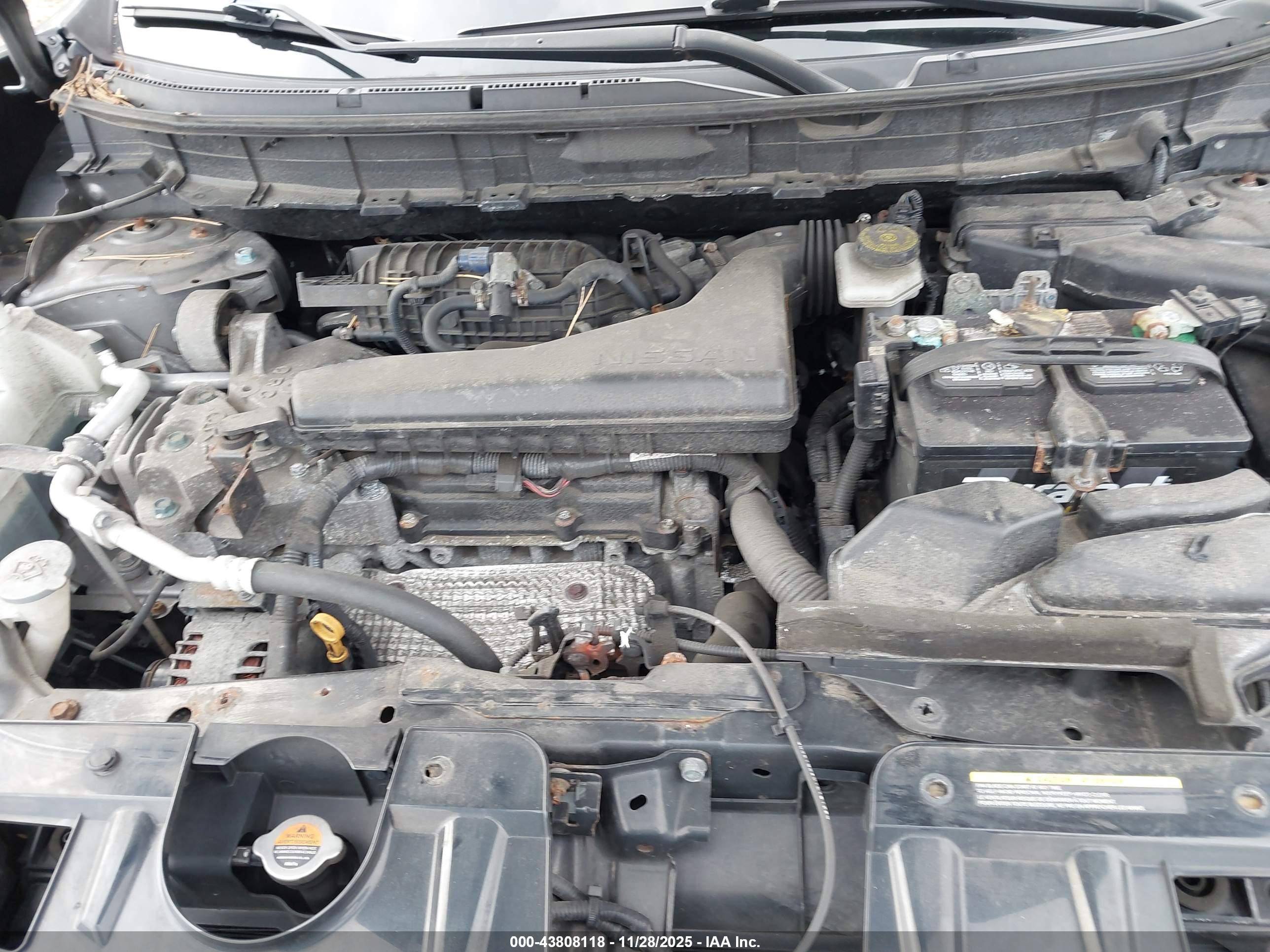 NISSAN ROGUE image 10
