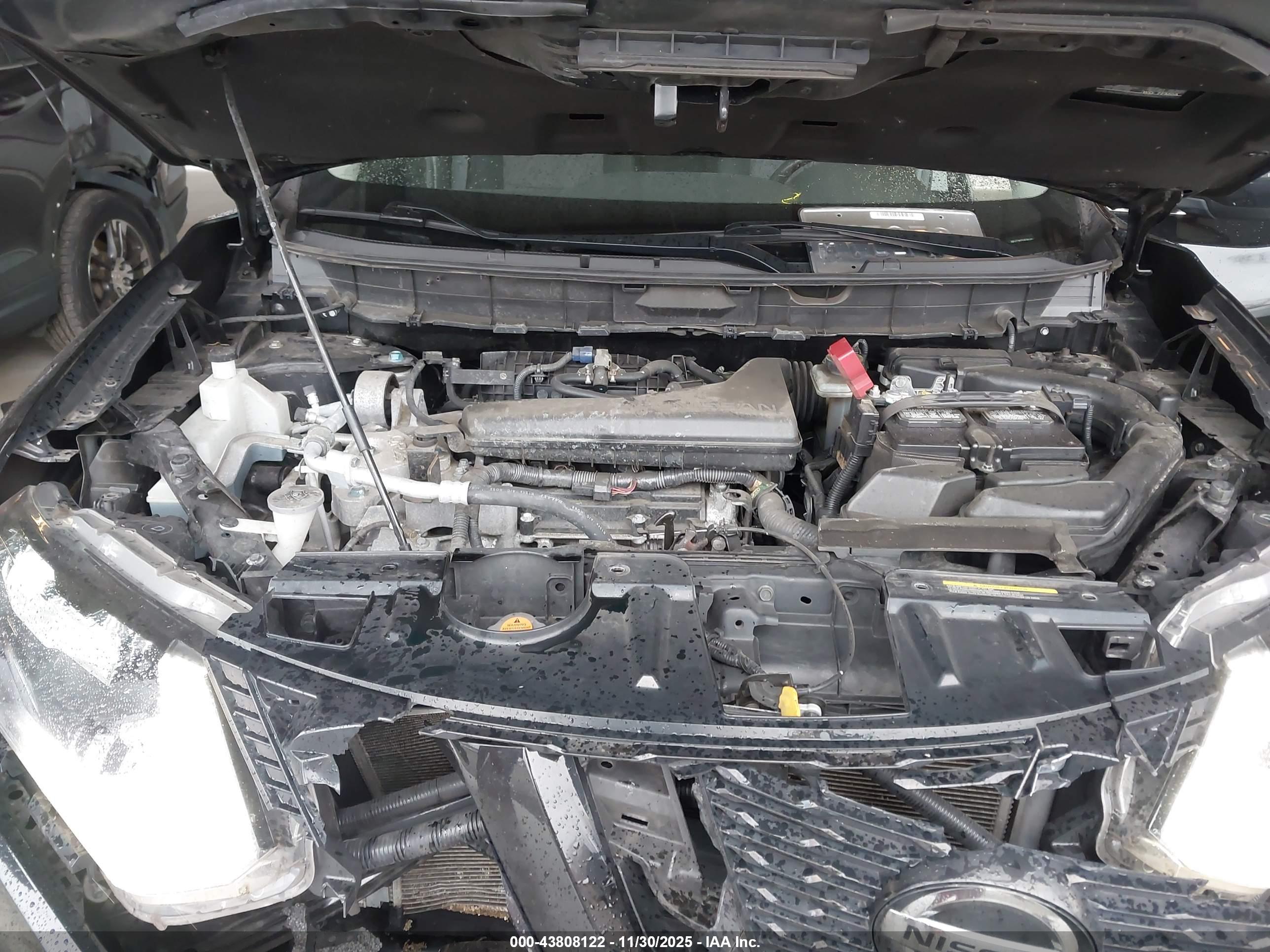 NISSAN ROGUE image 10