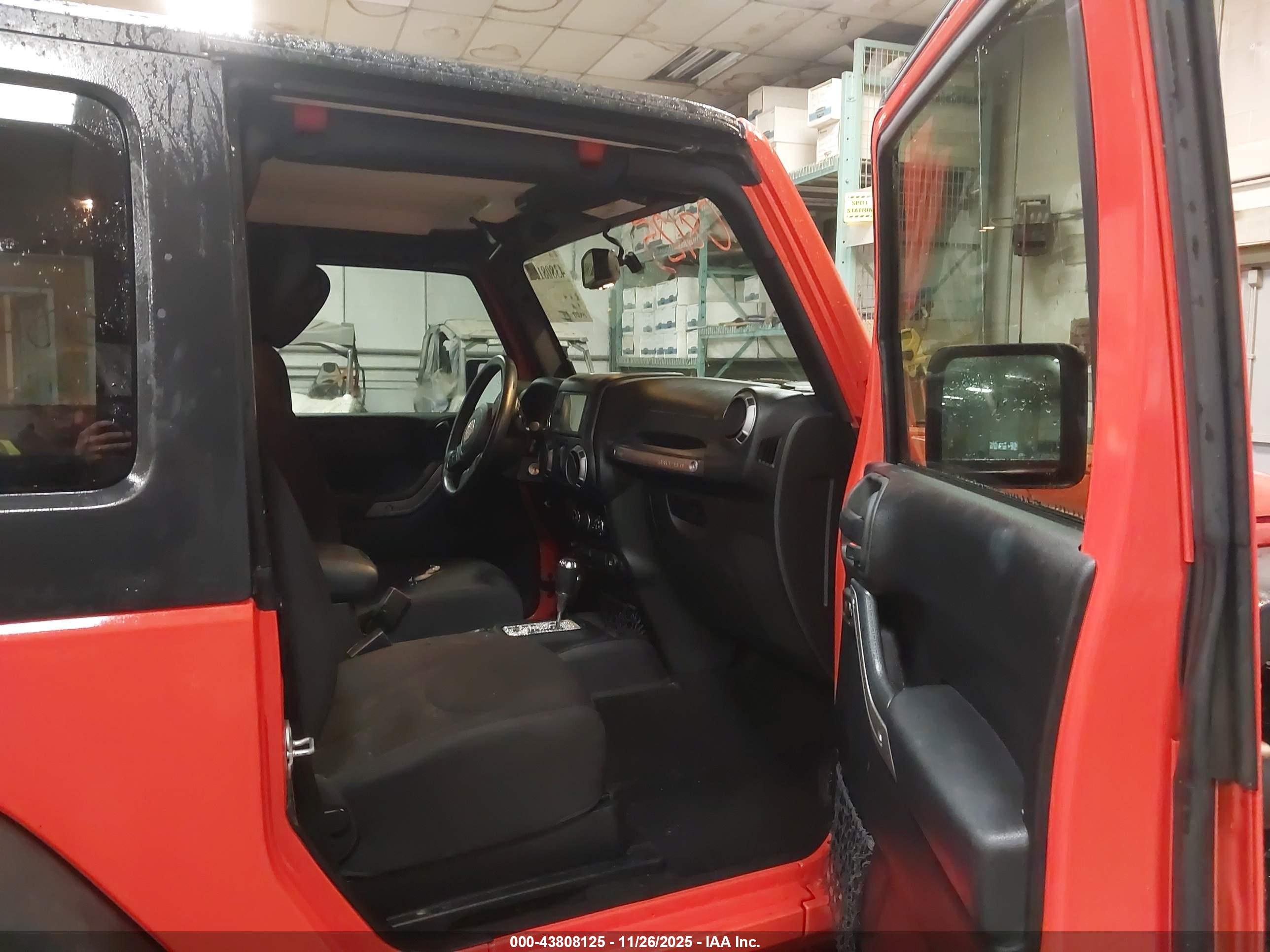 JEEP WRANGLER image 5