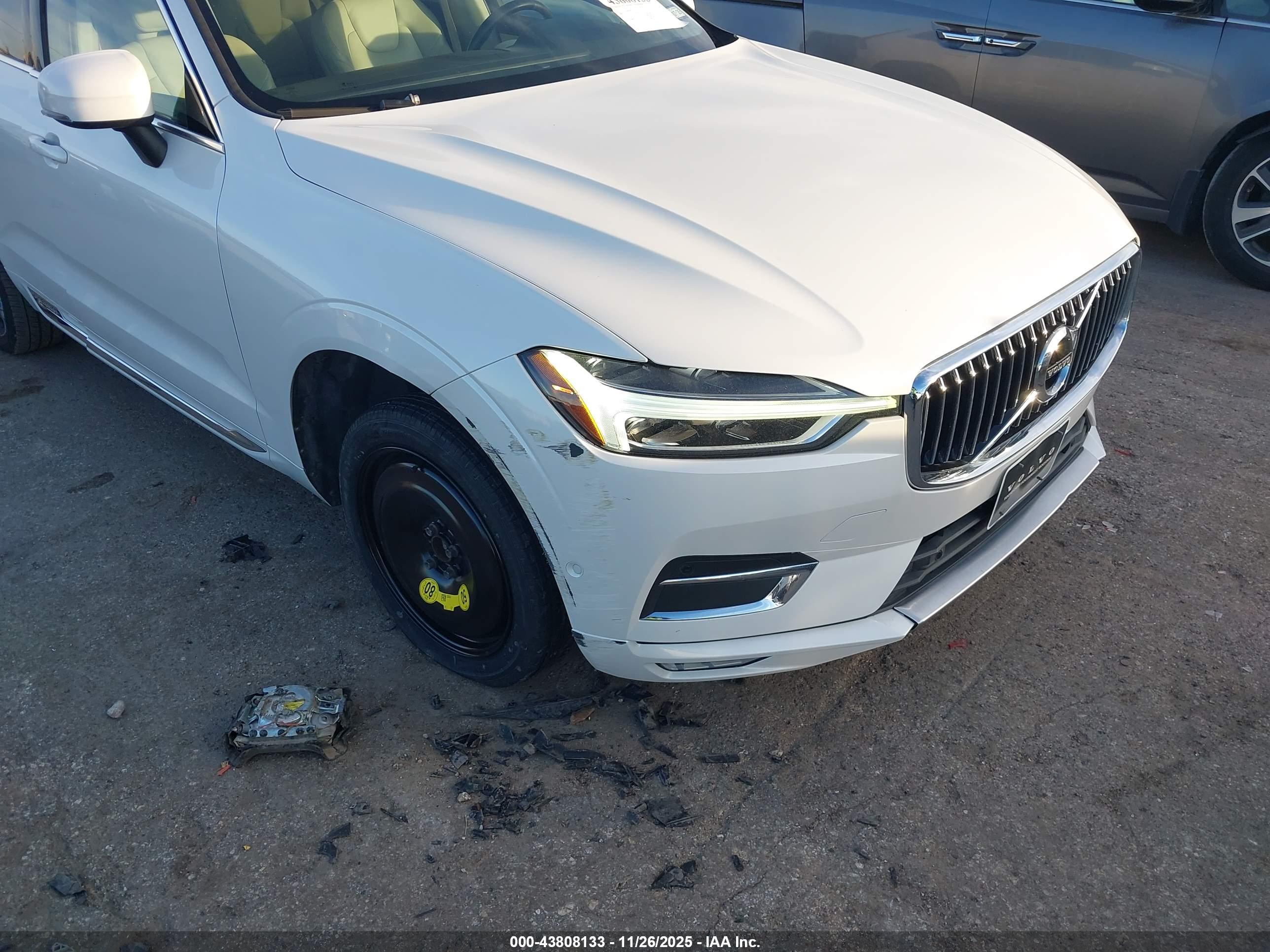 VOLVO XC60 image 6
