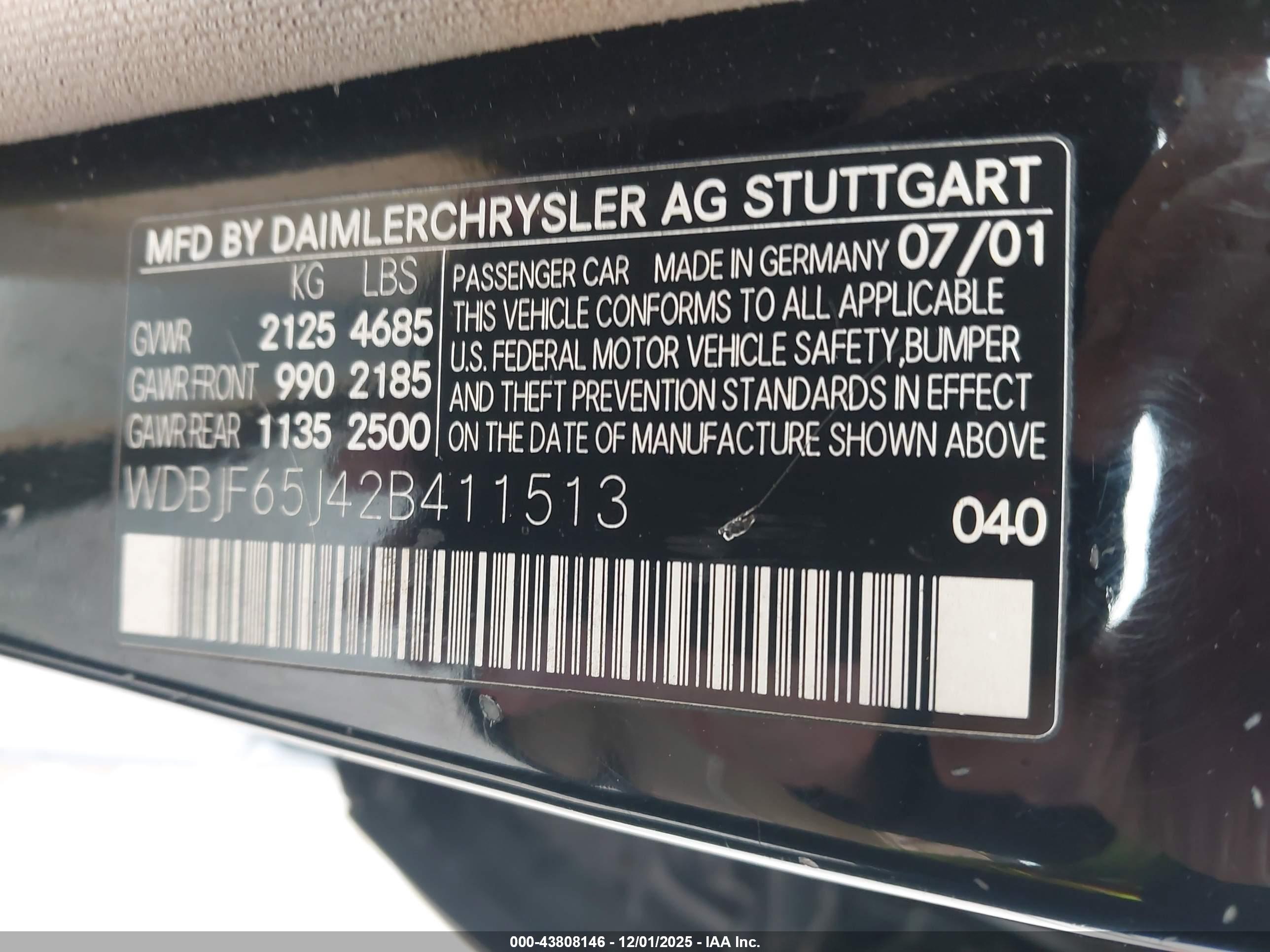 MERCEDES-BENZ E image 9