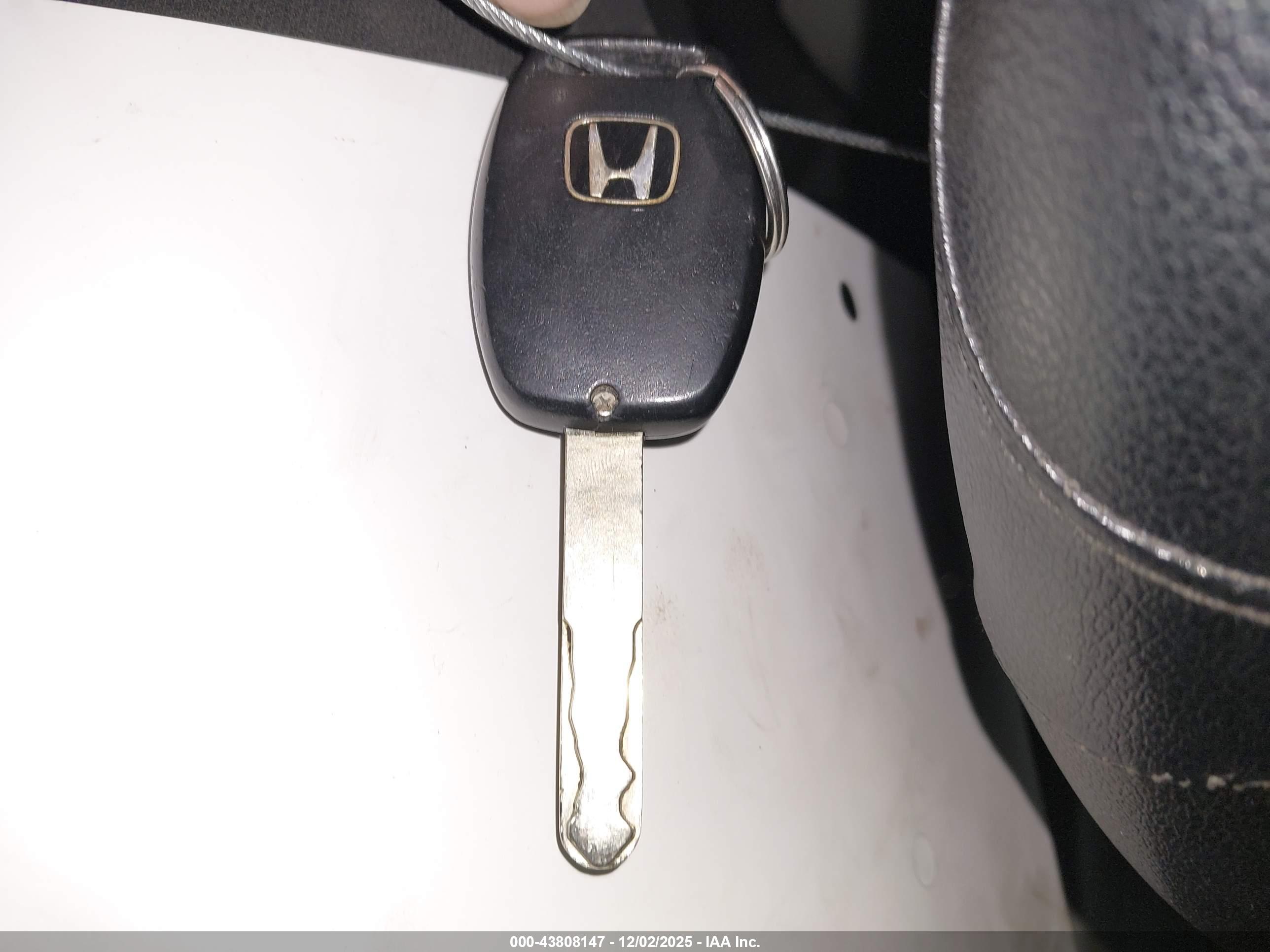 HONDA CIVIC image 11
