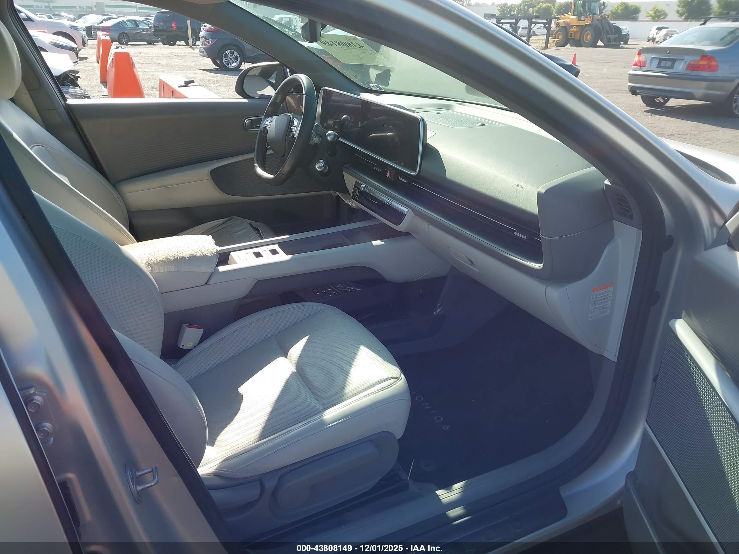 HYUNDAI IONIQ image 5