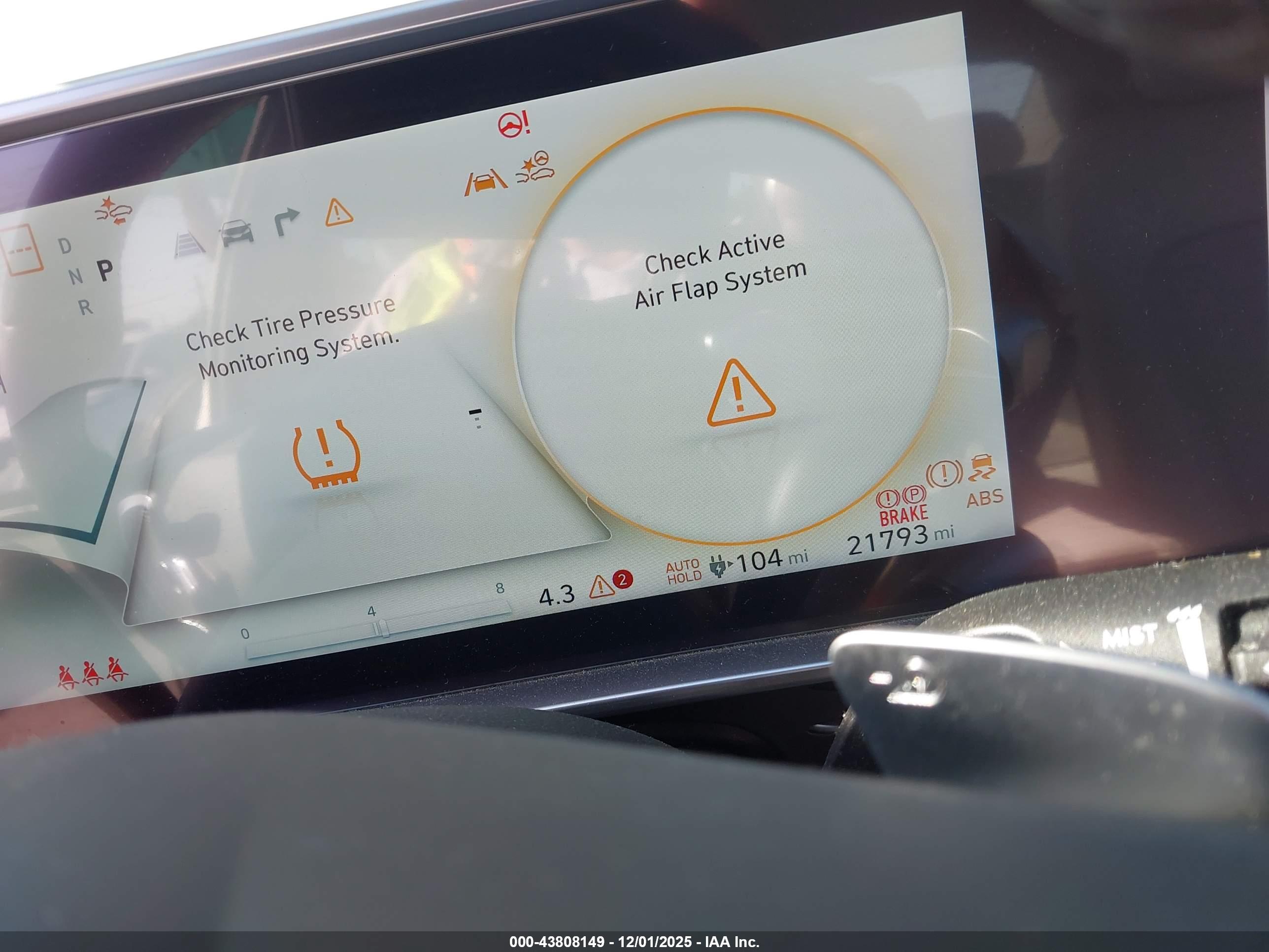 HYUNDAI IONIQ image 7