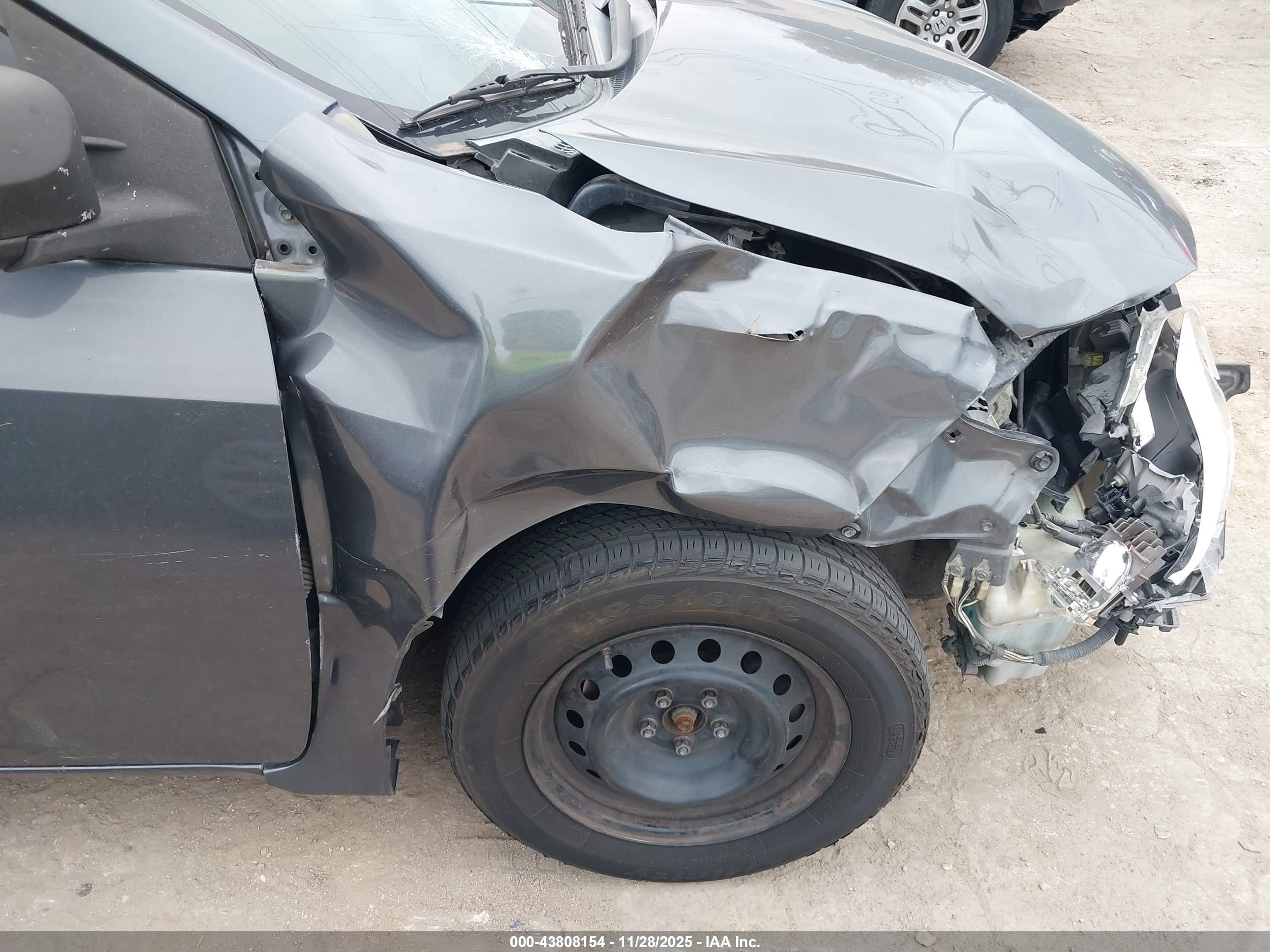 TOYOTA COROLLA image 6