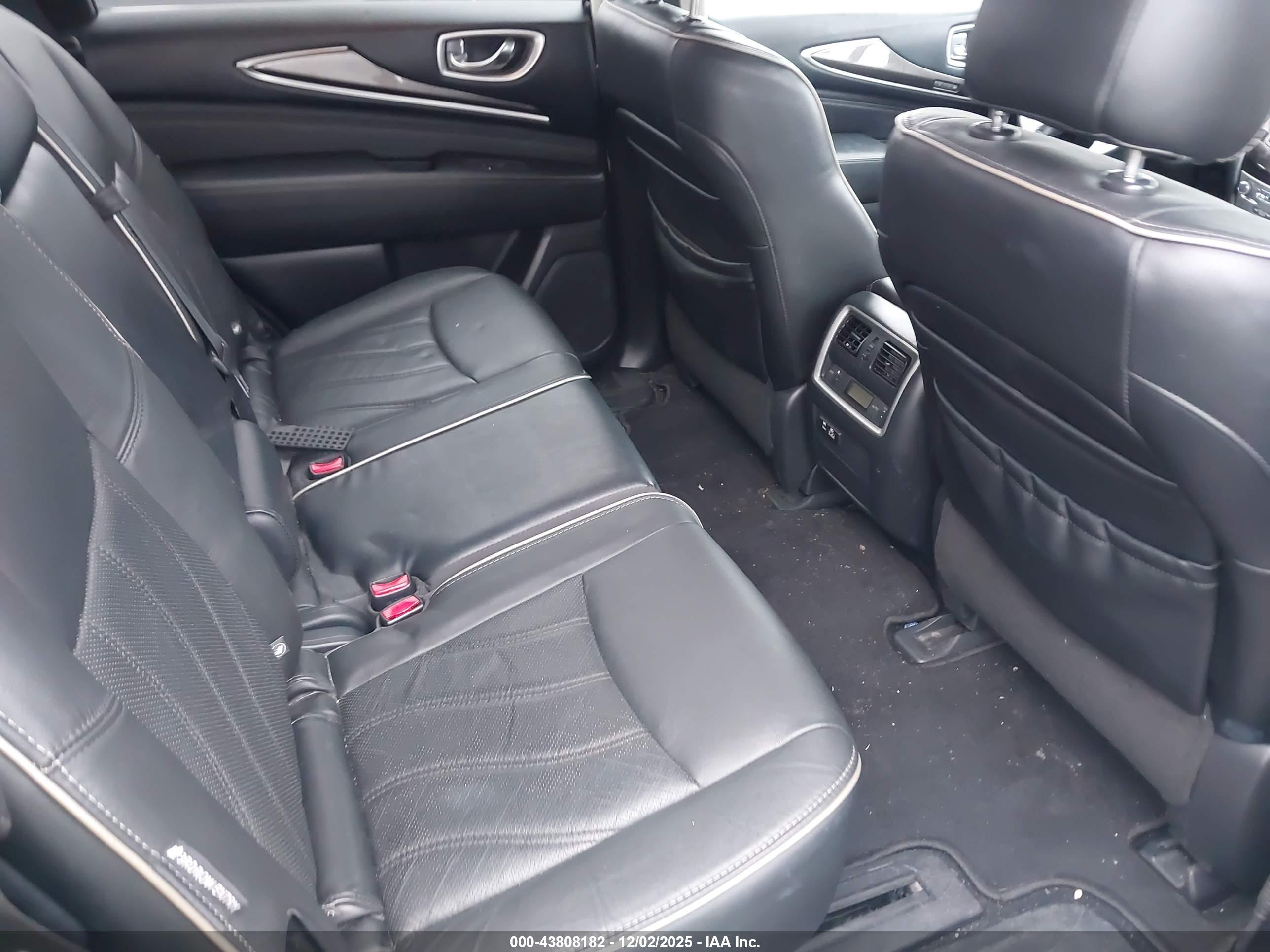 INFINITI QX60 image 8
